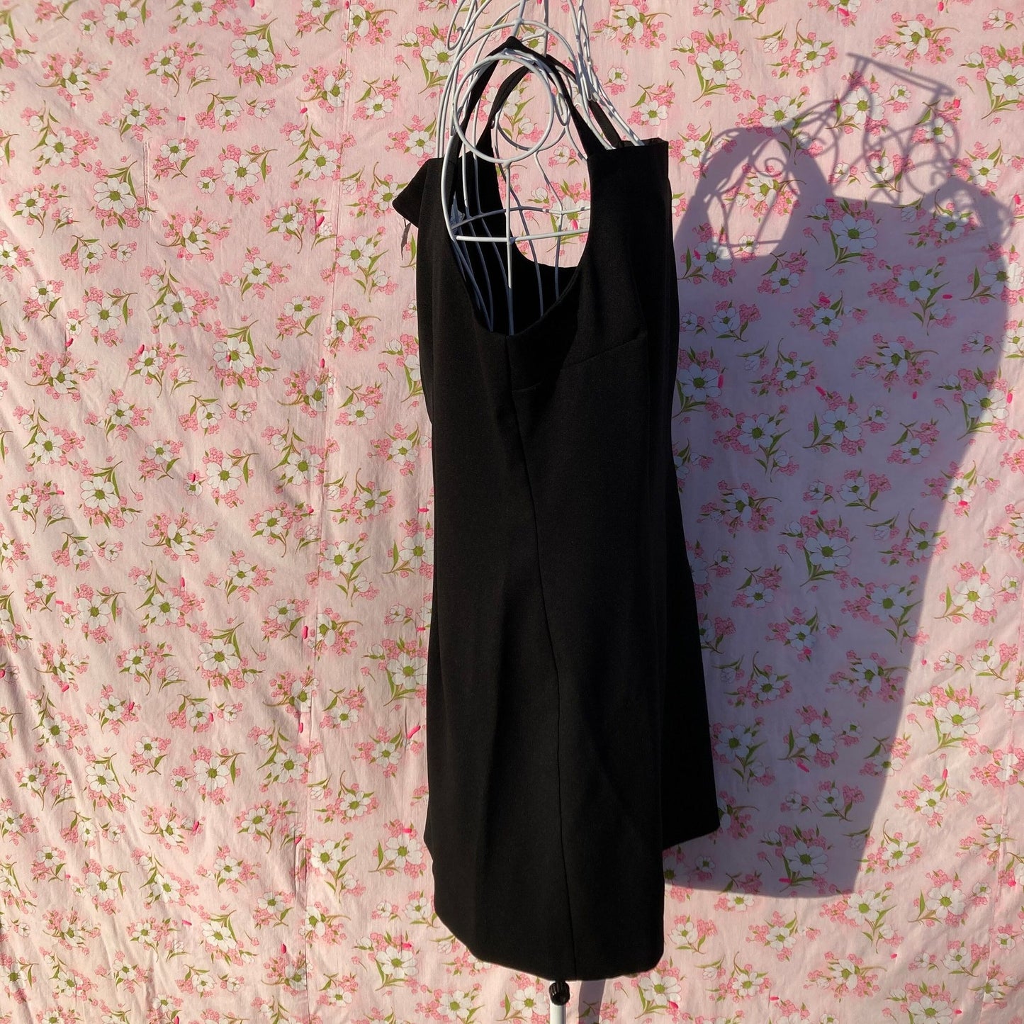 vintage dress 90s | S-M | black minimal 1990s square neck