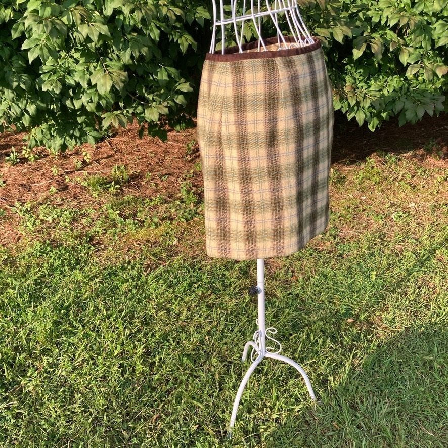 80s 90s vintage skirt pleated plaid cream brown |S - M| AT Denim