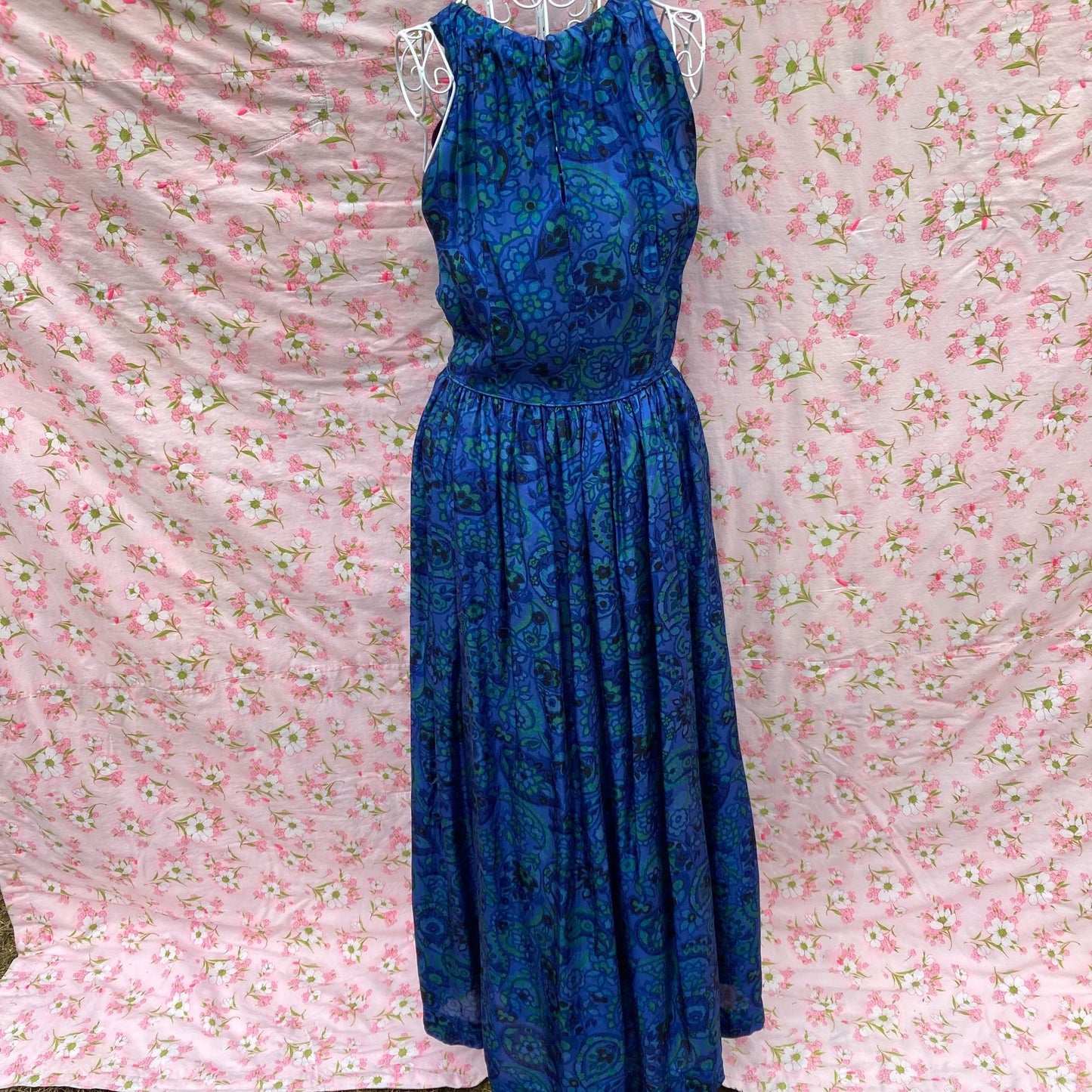60s 70s vintage maxi dress | S-M | paisley blue green 1970s