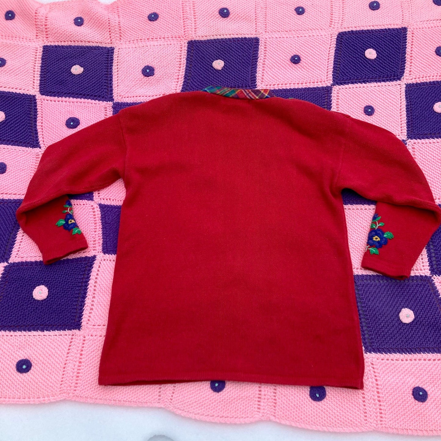 Vintage 80s grandma cardigan embroidered floral sweater | M - L| flowers 90s red blue yellow green plaid cotton cottage Northern Isles