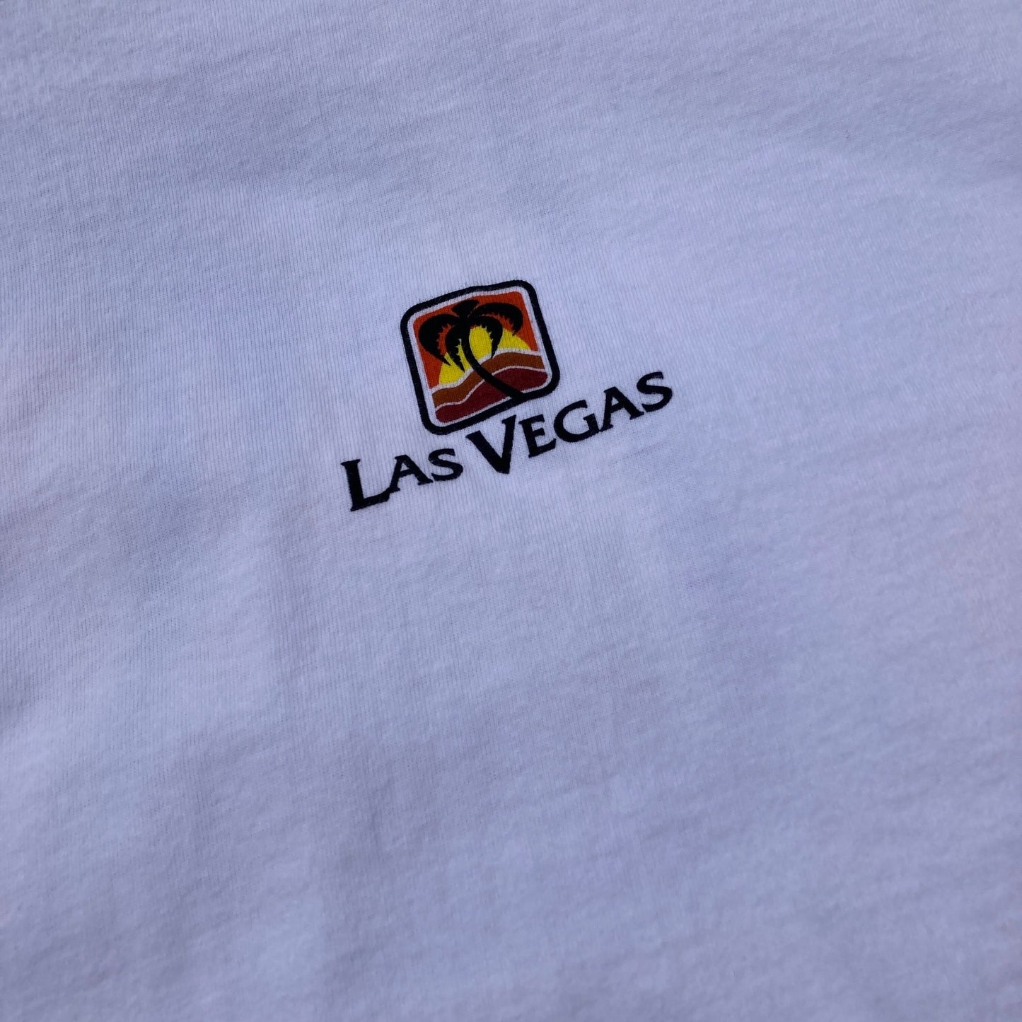 vintage t shirt |S - M| 90s white Las Vegas destination palm tree graphic 1990s Crazy Shirt