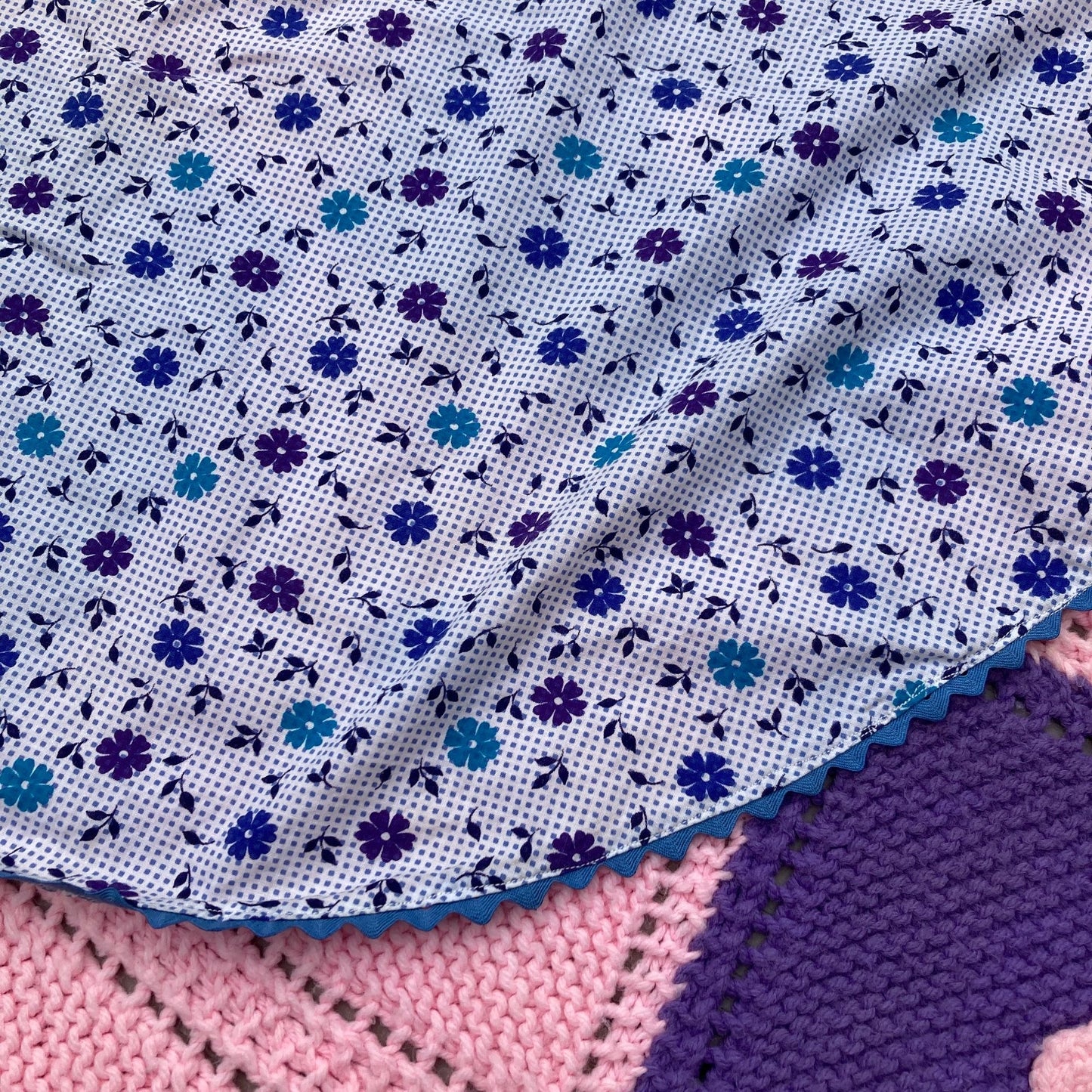 Vintage vtg 60s 70s apron |S-M| half apron pockets blue white floral pastel romantic