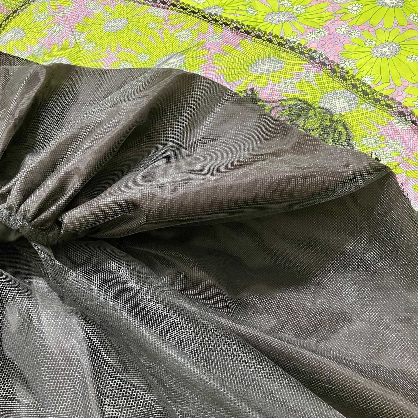 80s vintage dress cocktail tiered ruffle big flower strapless prom dress |26"| Waist| S-M | party velvet lace s.g. Gilbert crinoline