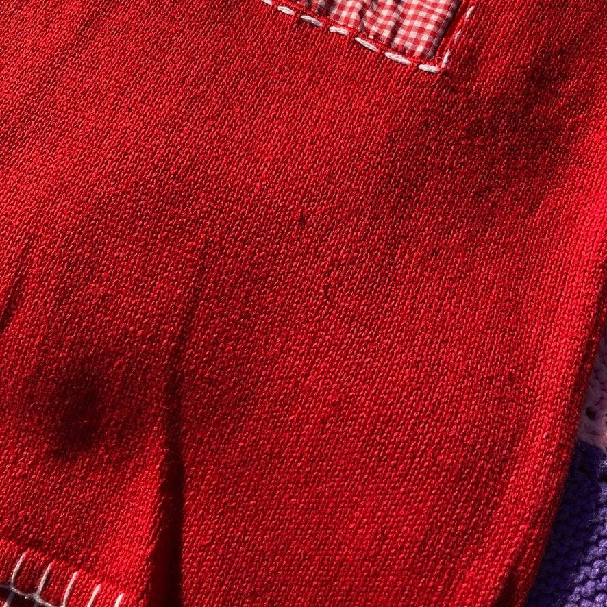 90s short sleeve grandma sweater | M - L | flower floral red white All Points by Reference Points