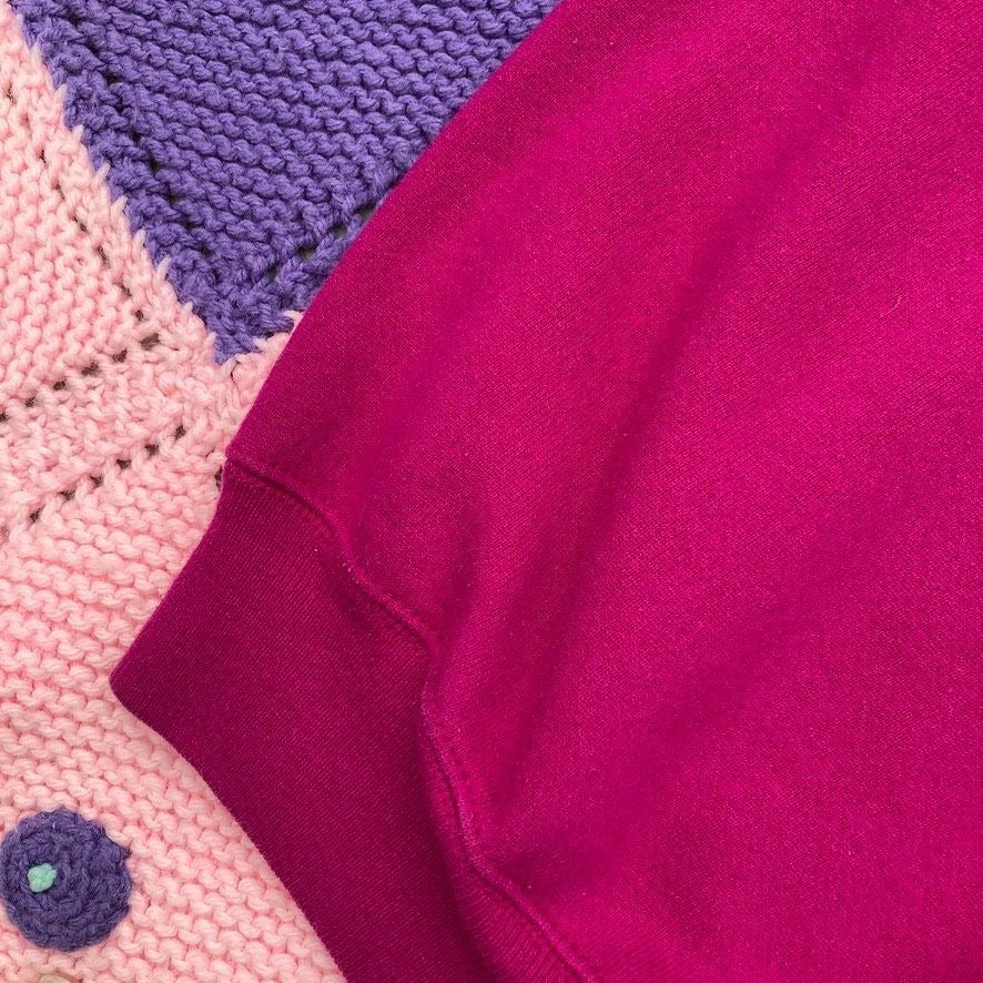 Vintage grandma sweatashirt Morning Sun Cabin Creek collar hummingbird print bright pink |S - L| fuchsia 90s floral garden birds Whitton