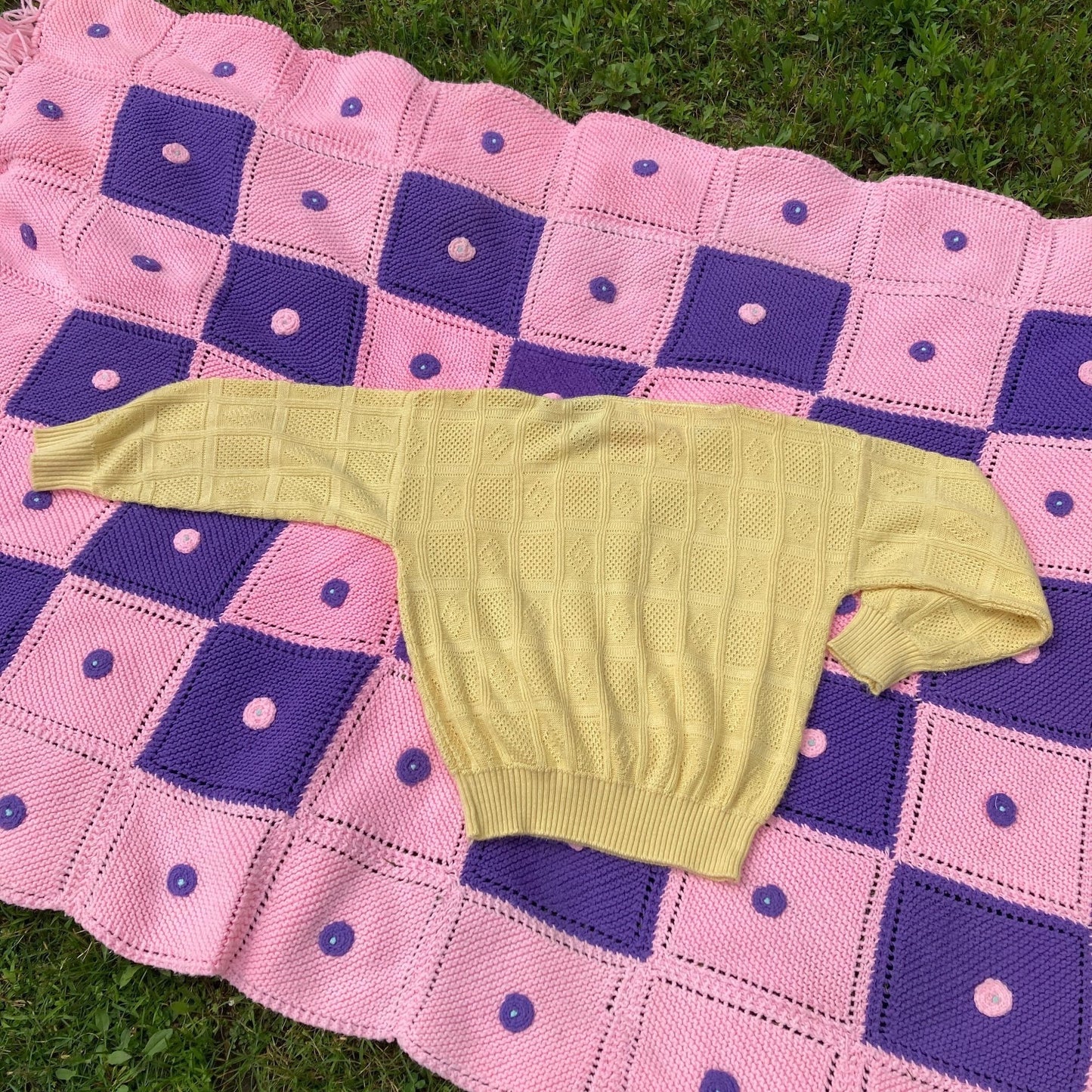 Vintage crochet sweater knit pastel yellow | S - M | soft 70s open work weave Kenneth Too!