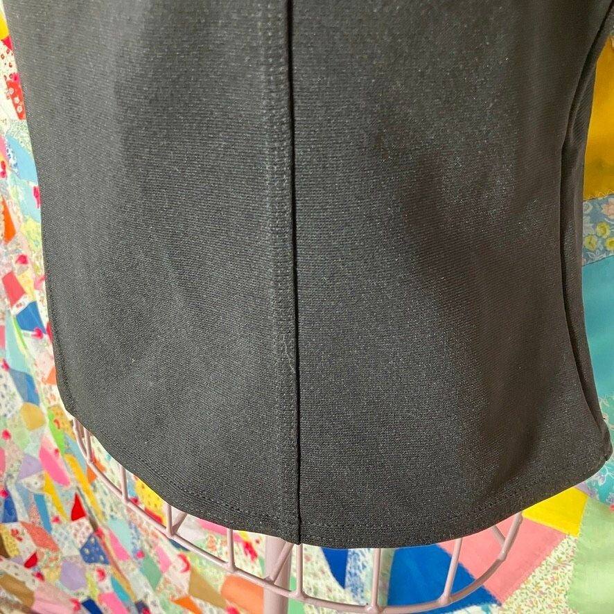 Vintage 90s/y2k tank top black solid minimal | M-L | 2000s 1990s sleeveless slight crop Spiral USA