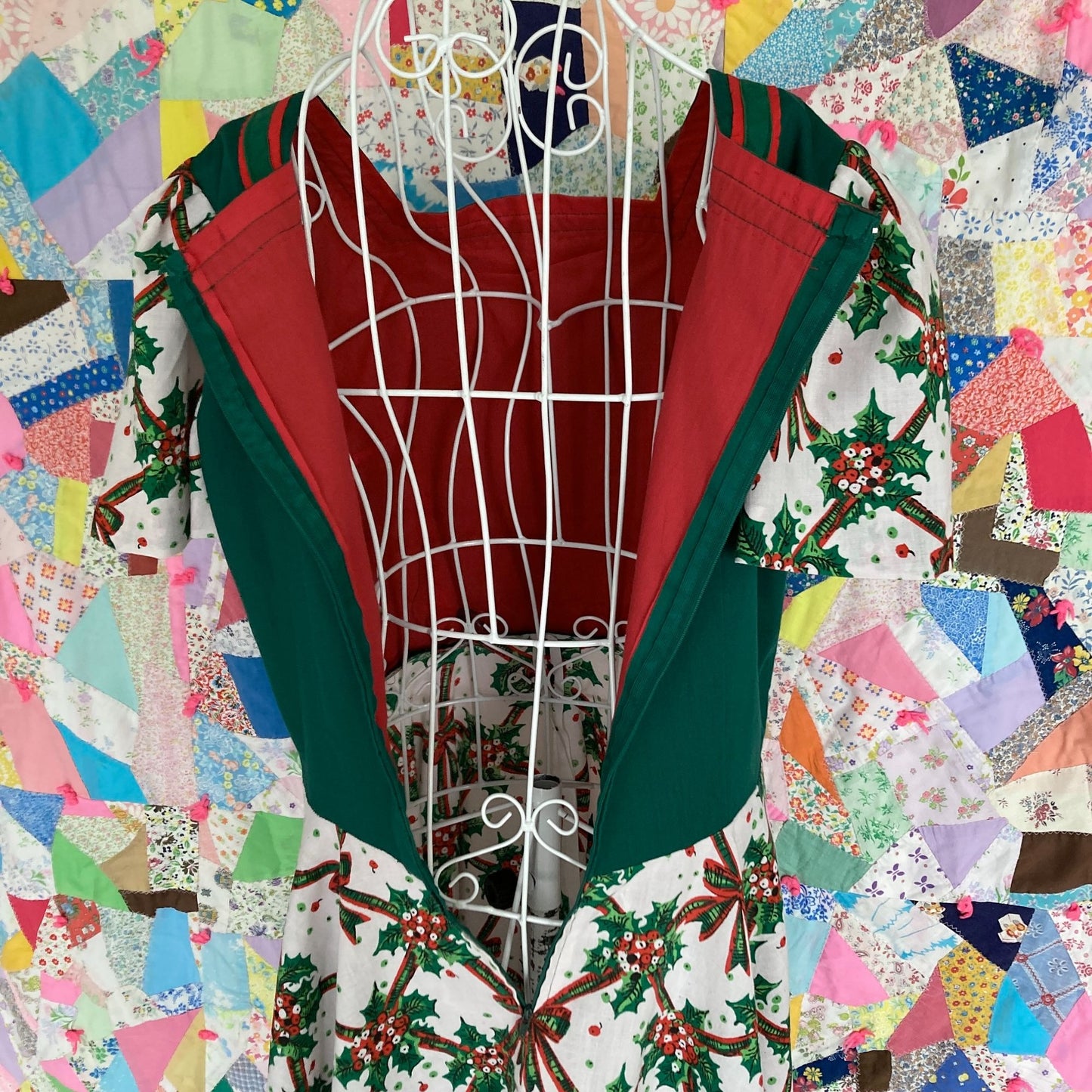 vintage 60s 70s dress red green | M-L | bow floral holly holiday christmas red green