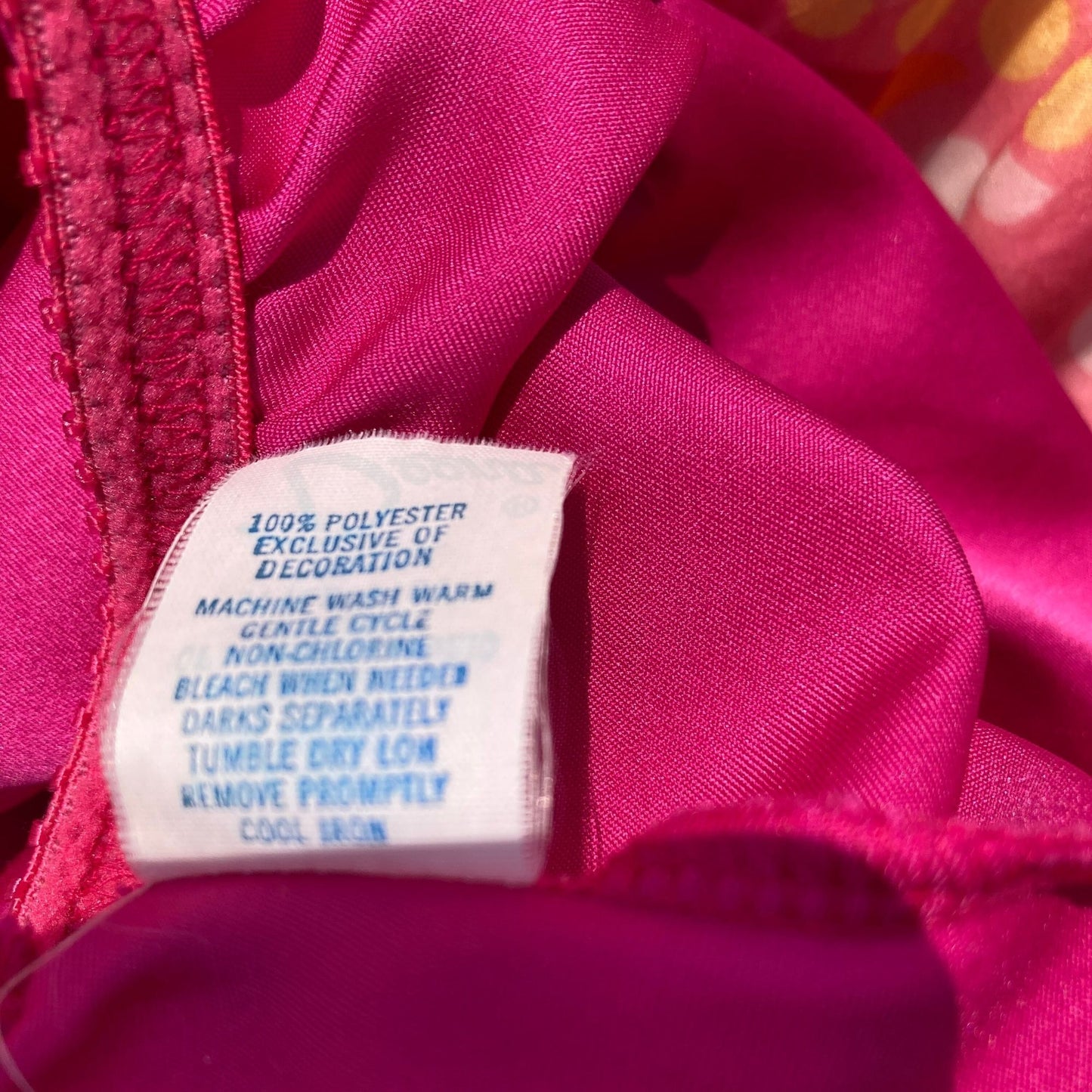 vintage nylon half slip |XXS-XS| bright pink lace elastic waist 70s 1970s usa made Deena
