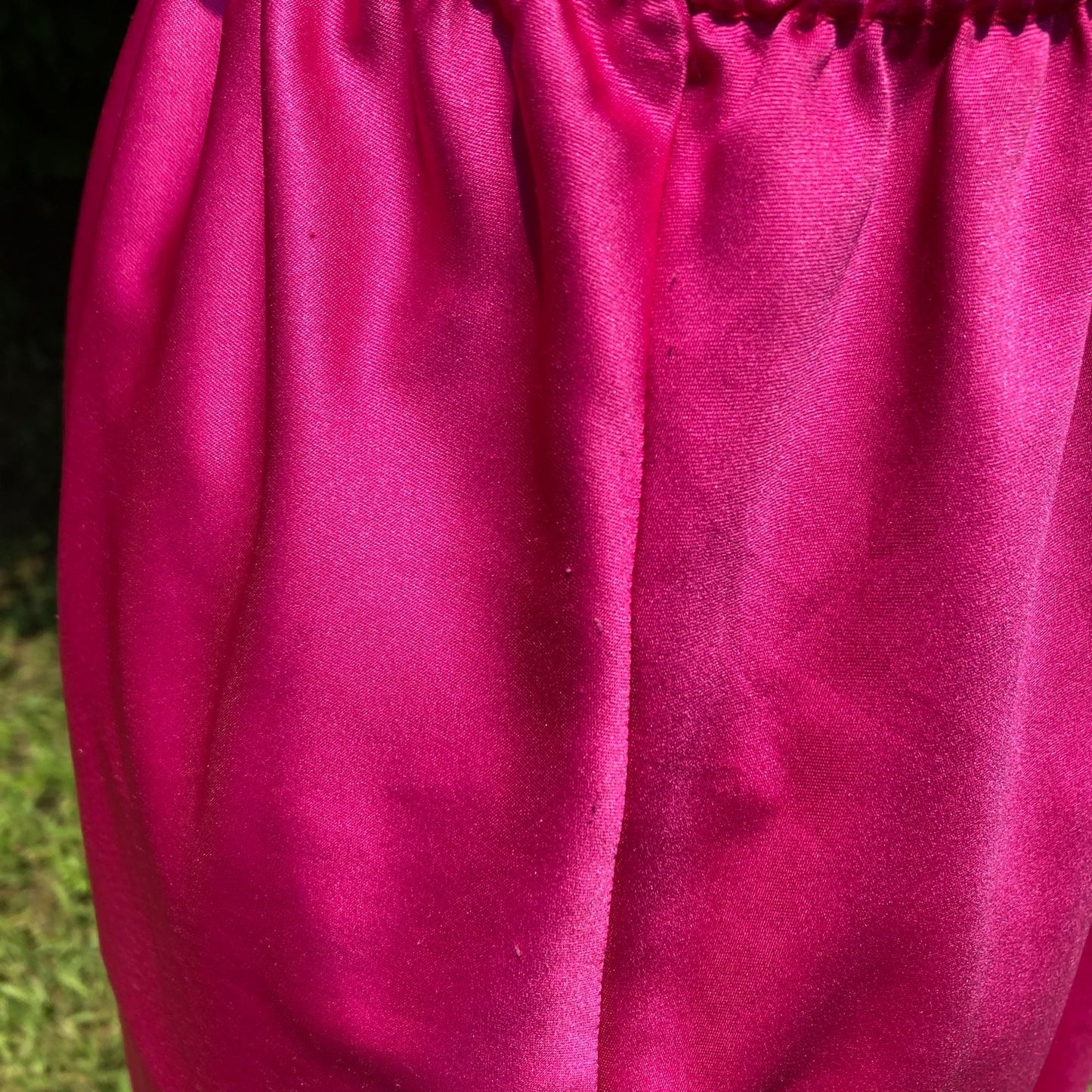 vintage nylon half slip |XXS-XS| bright pink lace elastic waist 70s 1970s usa made Deena