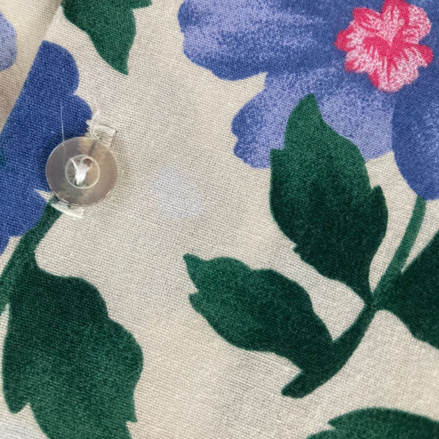 Vintage grandma shirt allover floral print button down short sleeve | L-XL |collar 90s blue white pink purple Blair