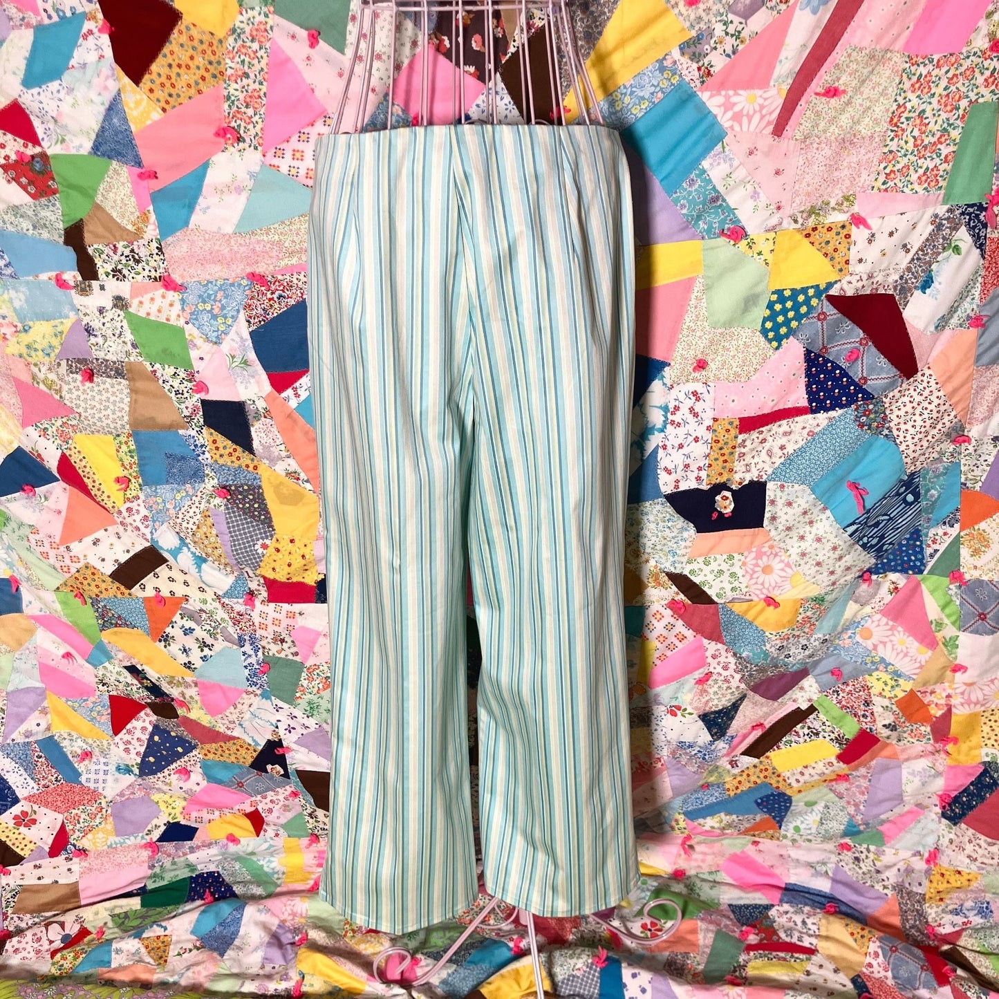 vintage y2k capris blue striped 31-32 in waist mid rise Max Studio nwt deadstock seafoam