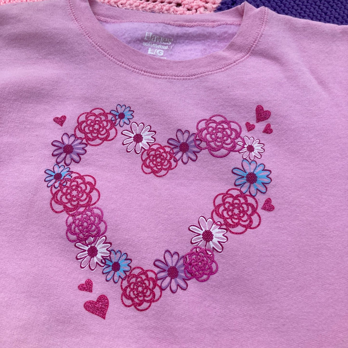 Vintage Y2K grandma sweatshirt hanes pink white floral |S-M| collared 2000s heart pastel