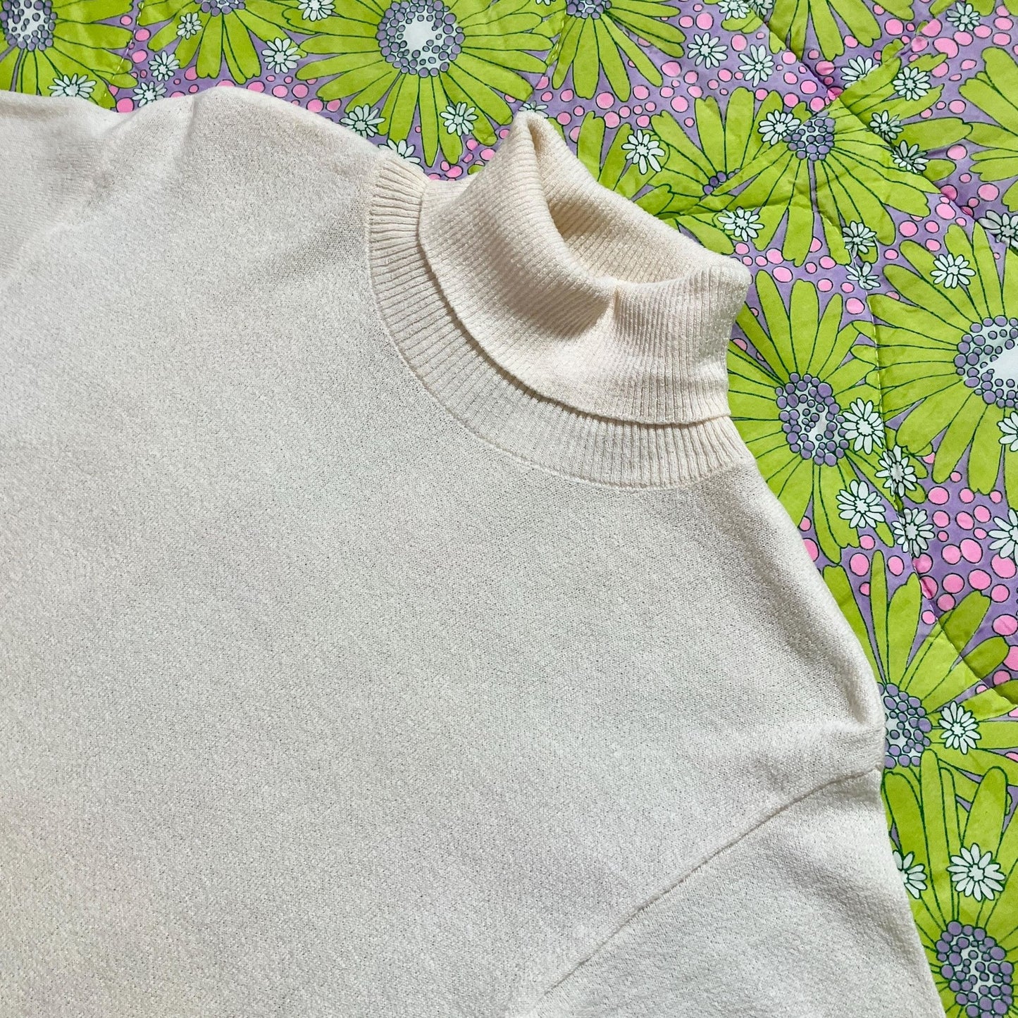 Vintage 90s wool blend sweater |S-M| turtleneck made in Italy cream nylon acrylic GISPA semi sheer minimal