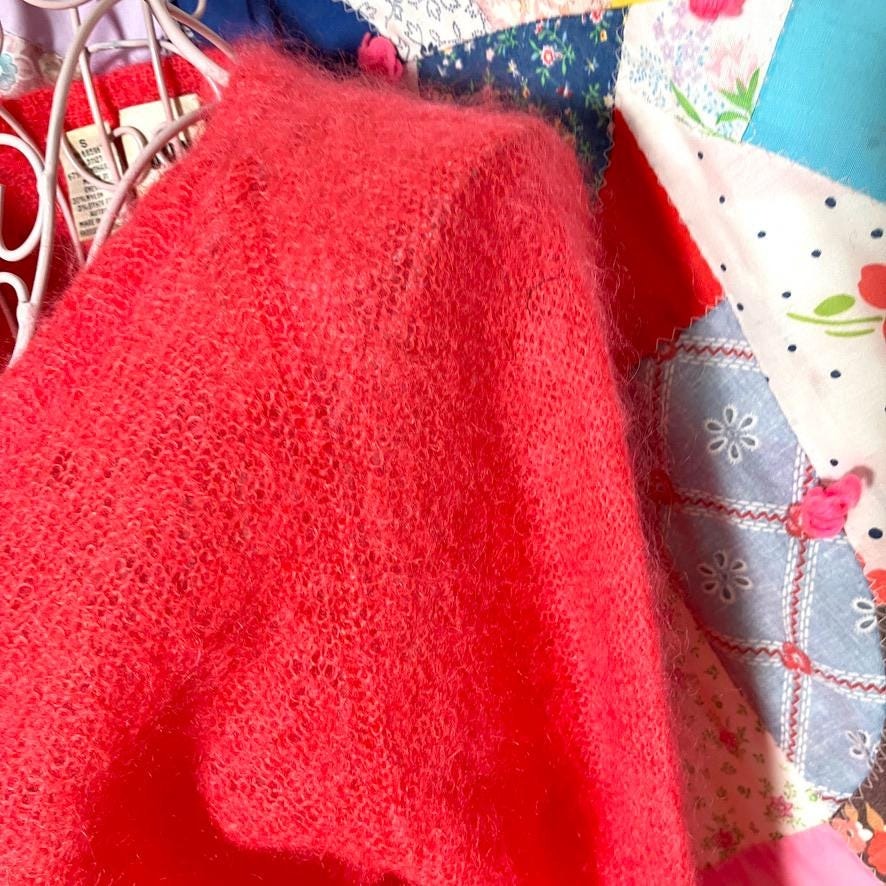 Vintage 90s y2k sweater | XS-S | bright reddish pink mohair blend fuzzy DKNY deep v