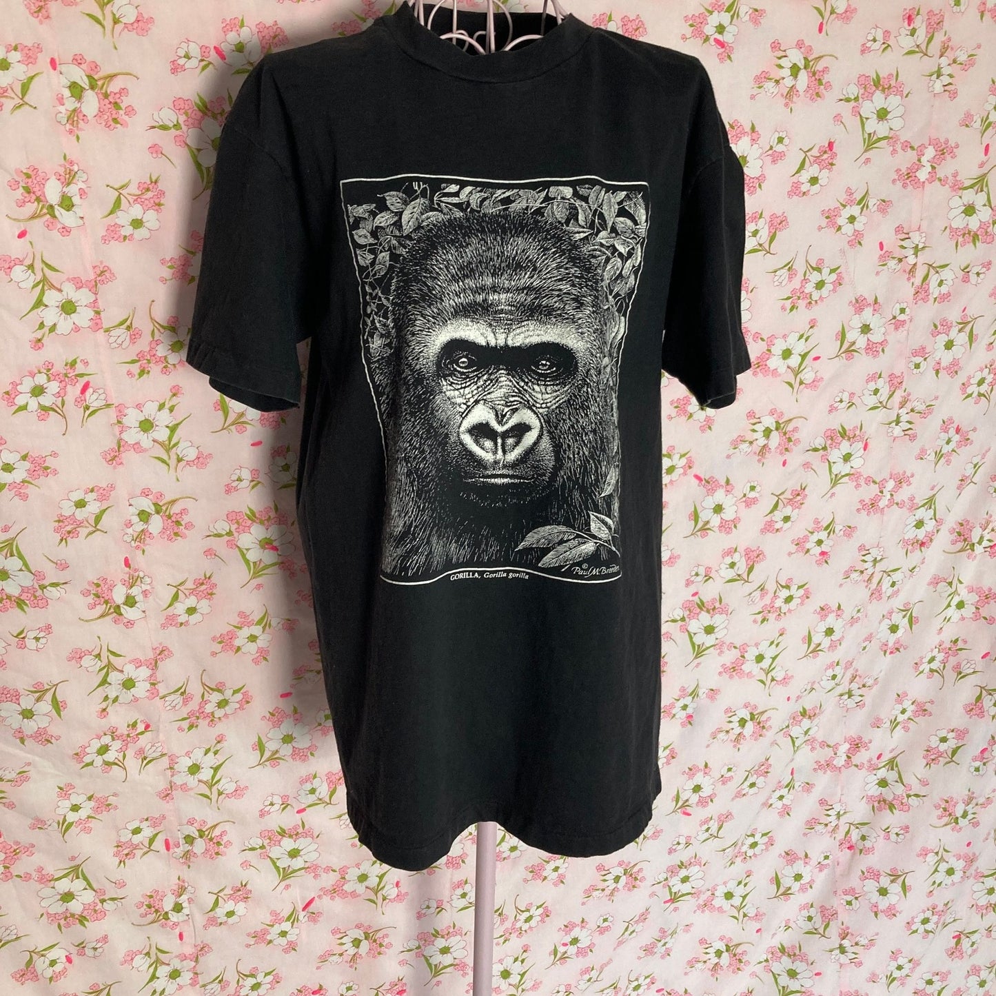 vintage graphic t shirt nature |S - M| 90s single stitch 1990s gorilla black white Paul M. Breeden Hanes Beefy T