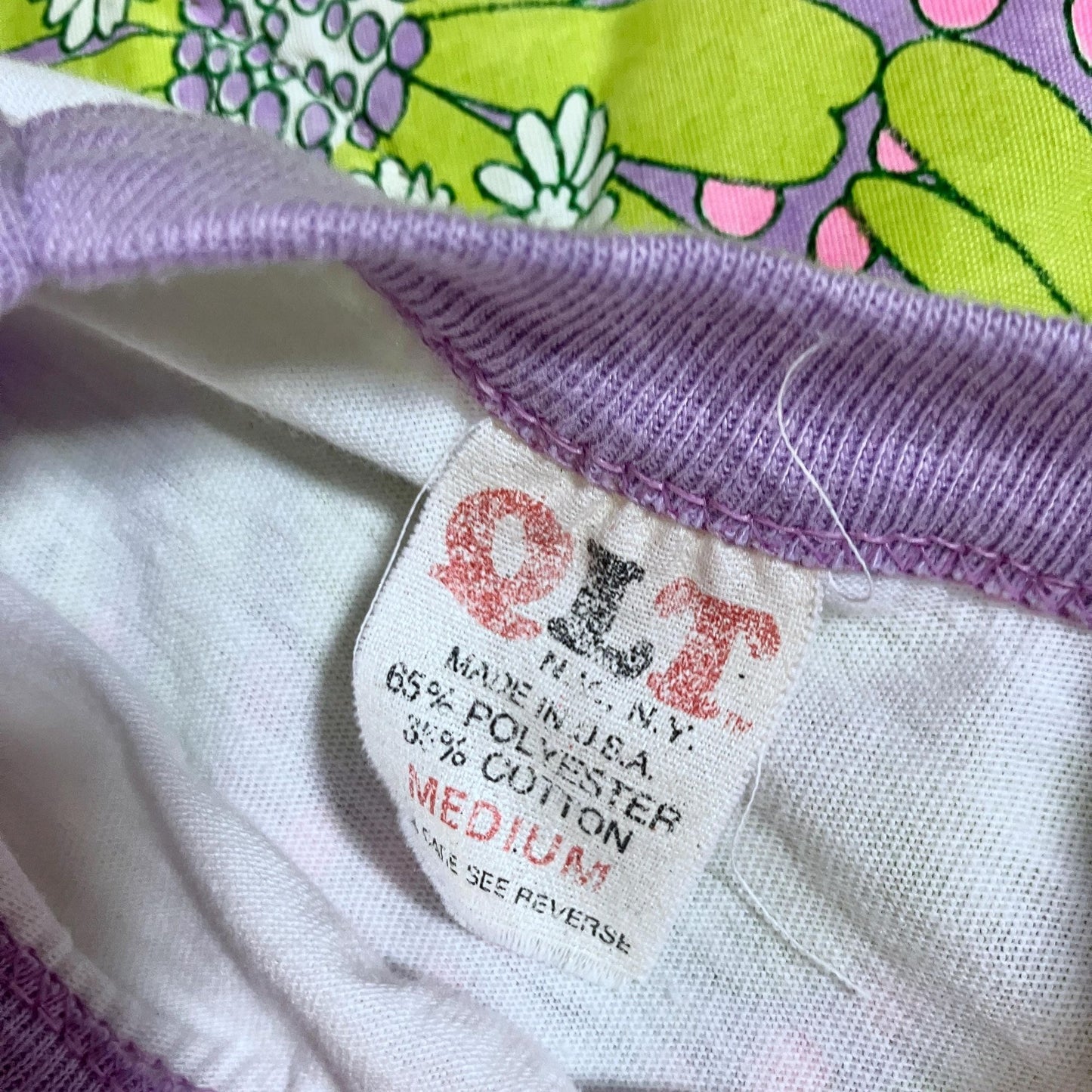 graphic teddy bear shirt upcycled reworked | XS -S | 70s 1970s flower purple pastel raglan periwinkle blue reimagined by katie