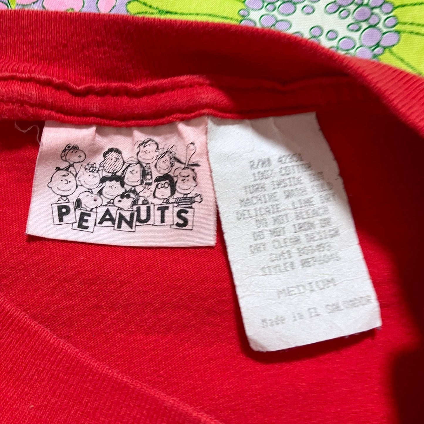vintage 90s y2k Snoopy t shirt | S-L | soft red peanuts Woodstock heart glitter