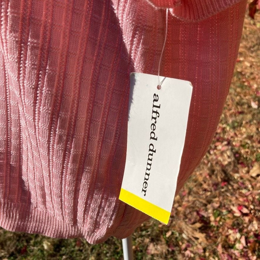 90s short sleeve grandma sweater pink deadstock | S- M | Alfred Dunner