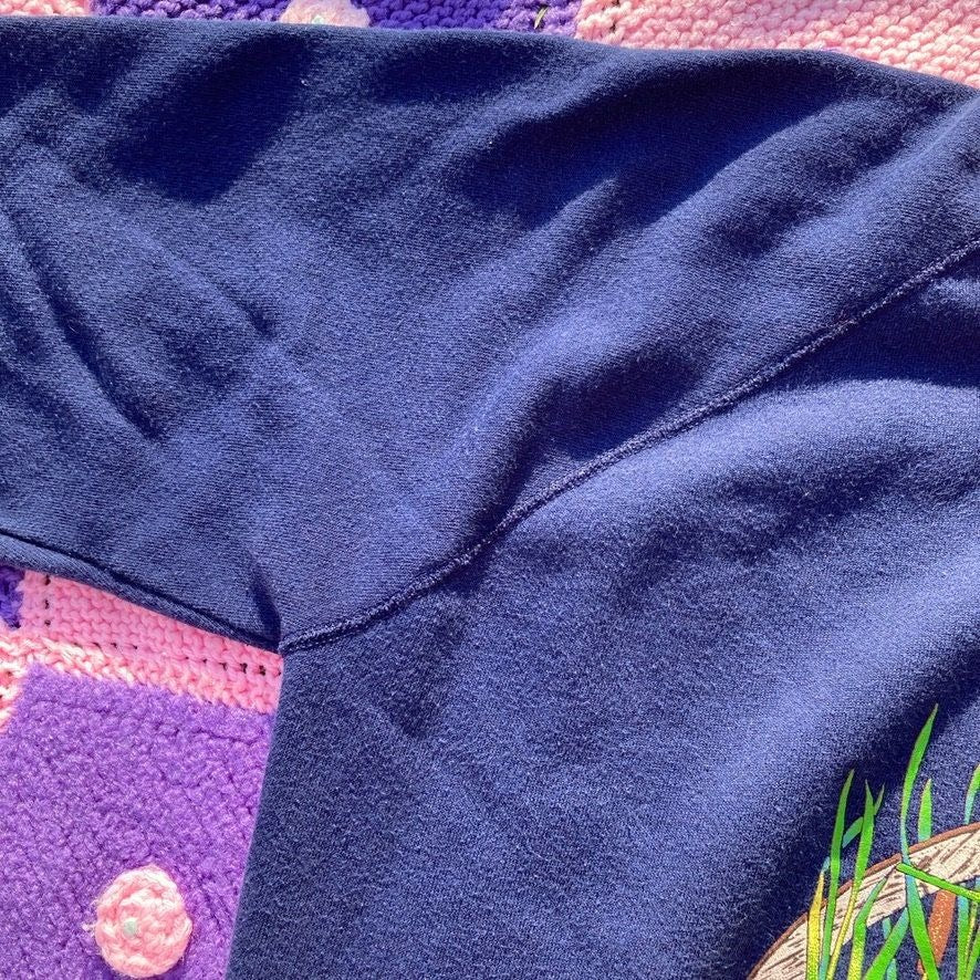 Vintage 80s grandma sweatshirt cottage Morning Sun navy blue floral |M-L| collared 1980s wheel wildflower cattails country