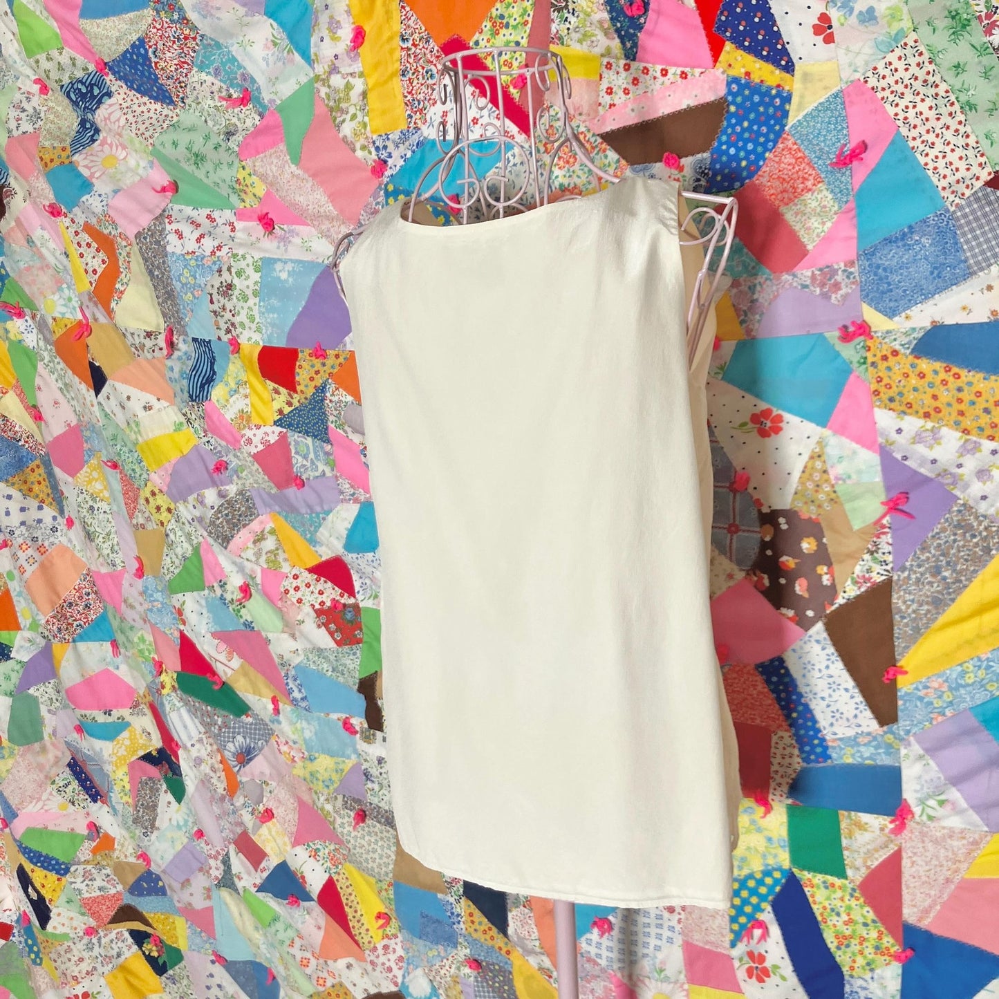 Vintage 90s sleeveless top cream white silk |XS - S| tank top minimal Classiques Entier Petites