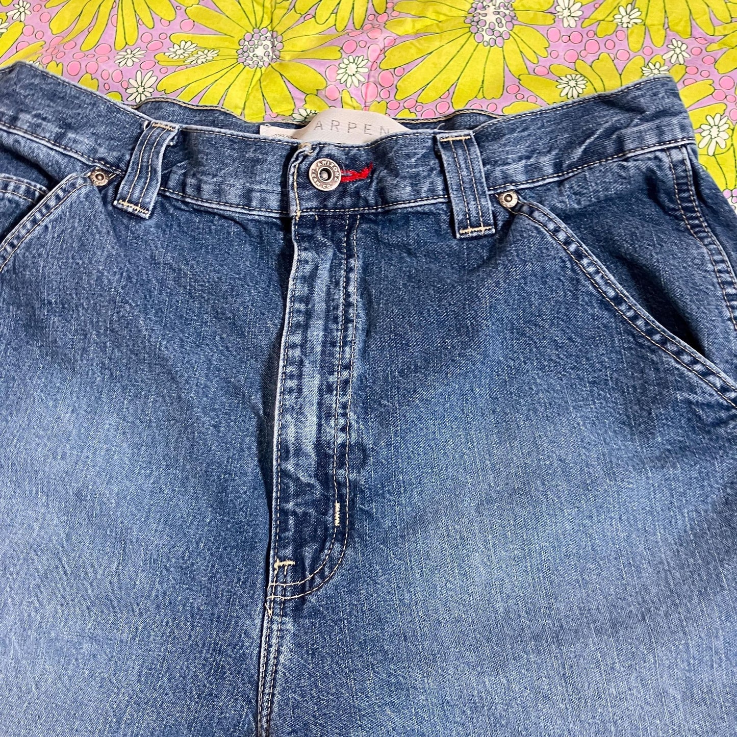 Vintage 90s y2k 31 in-32 in waist denim jean shorts forts high waist waisted fades 1990s dark wash carpenter 2000s Arizona long Bermuda