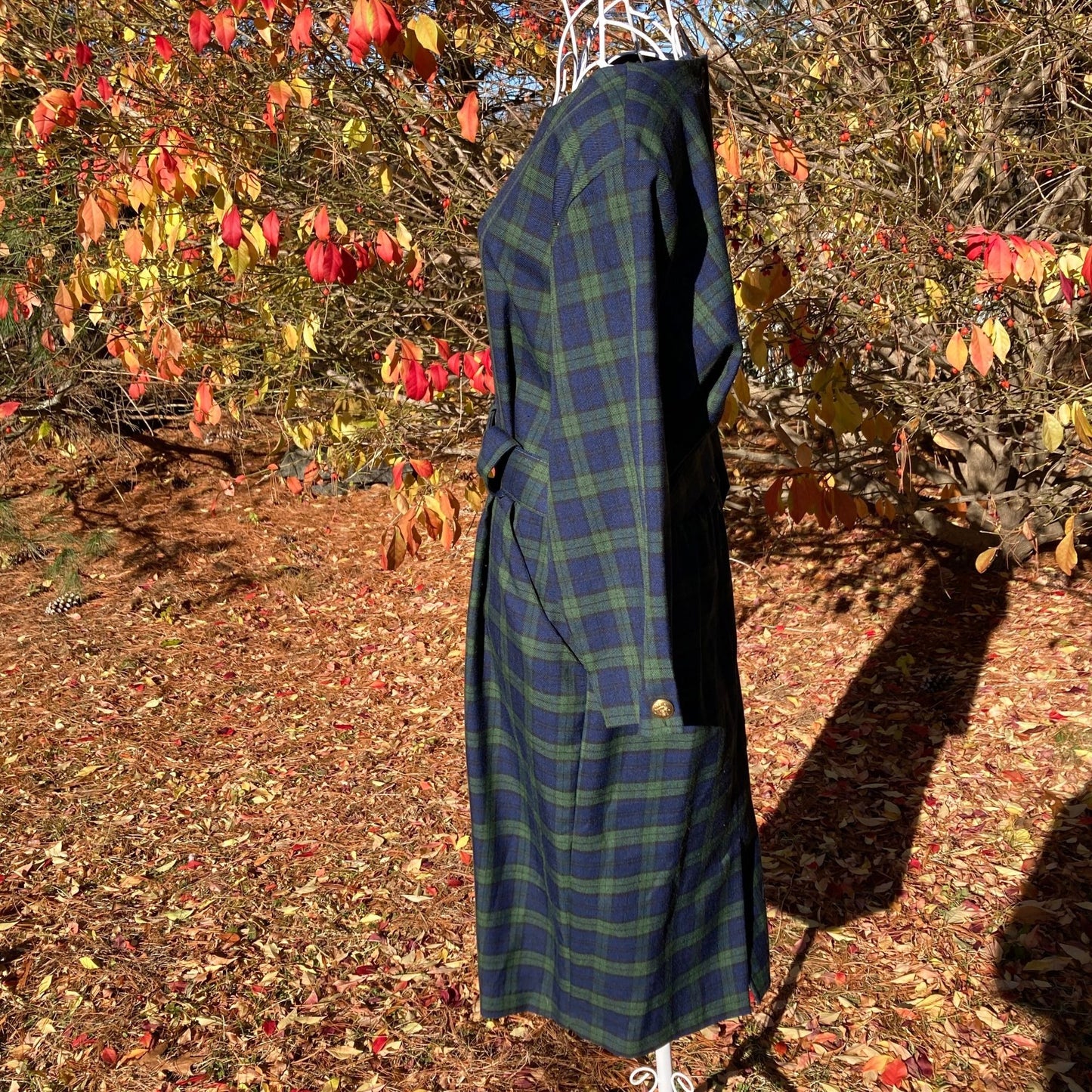 vintage plaid dress 80s | S-M | cottage blue green belted long sleeve career wear 1980s Clues Collections
