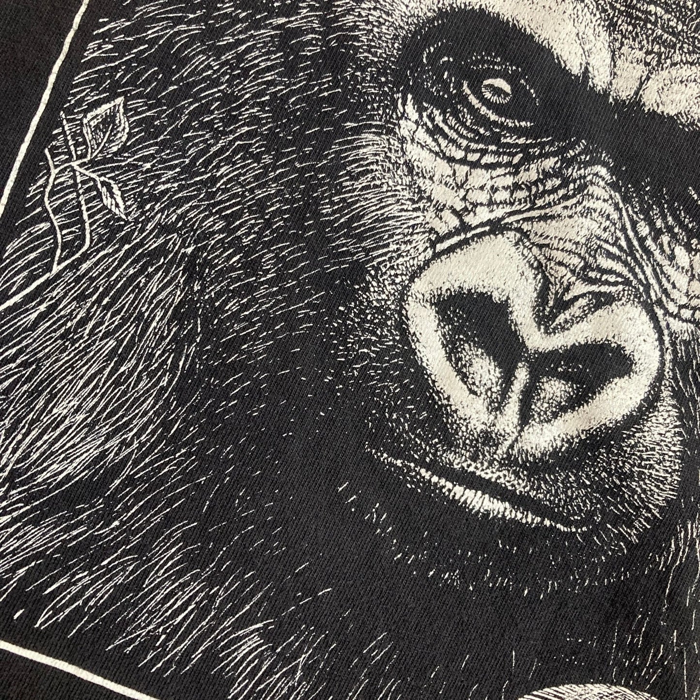 vintage graphic t shirt nature |S - M| 90s single stitch 1990s gorilla black white Paul M. Breeden Hanes Beefy T