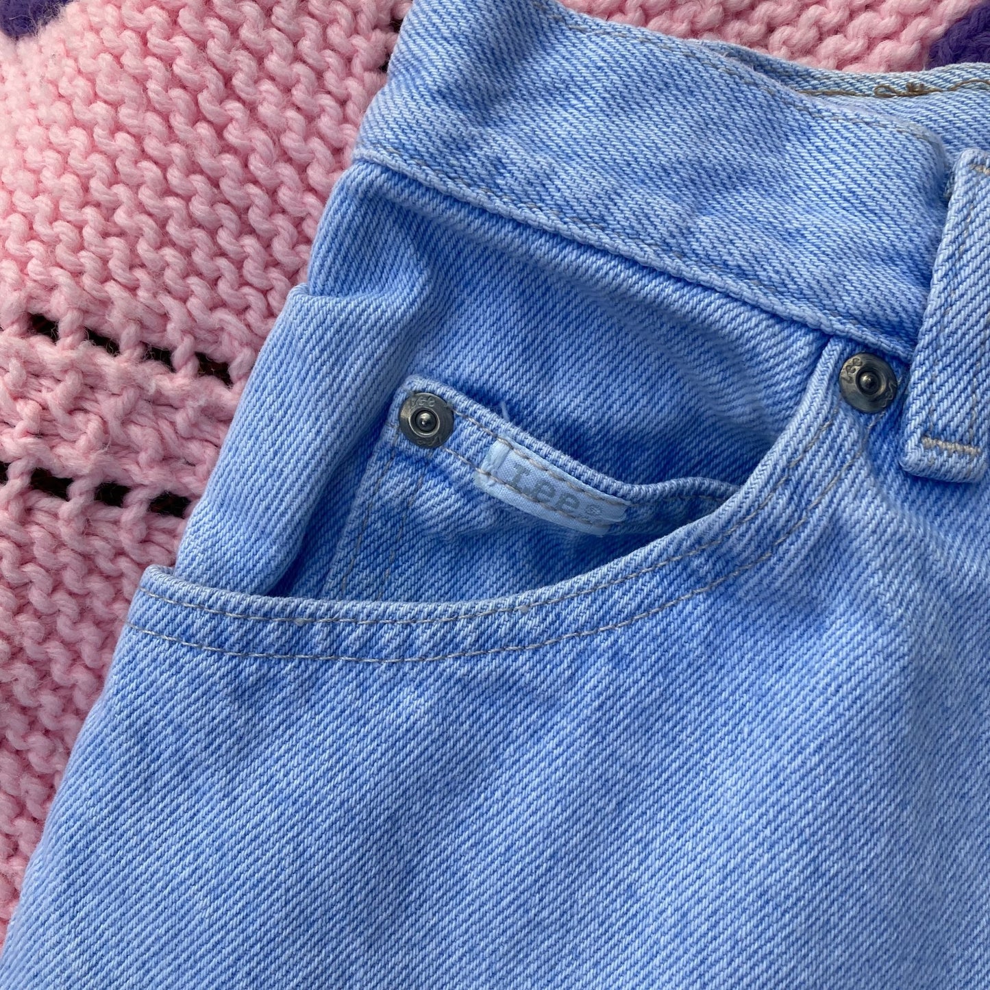 vintage lee jeans |29| high waisted light wash 90s 100% cotton soft