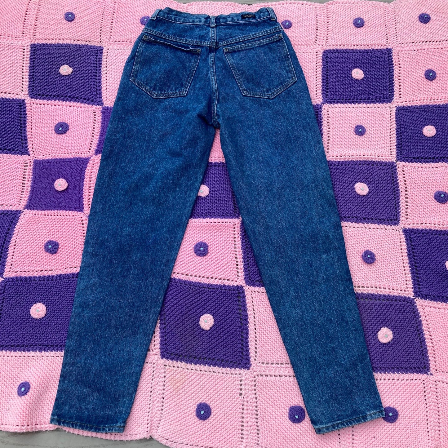 Vintage CK Calvin Klein 27”-28” dark medium wash high waisted jeans 90s high rise 100% cotton 1990s logo leather classic five pocket