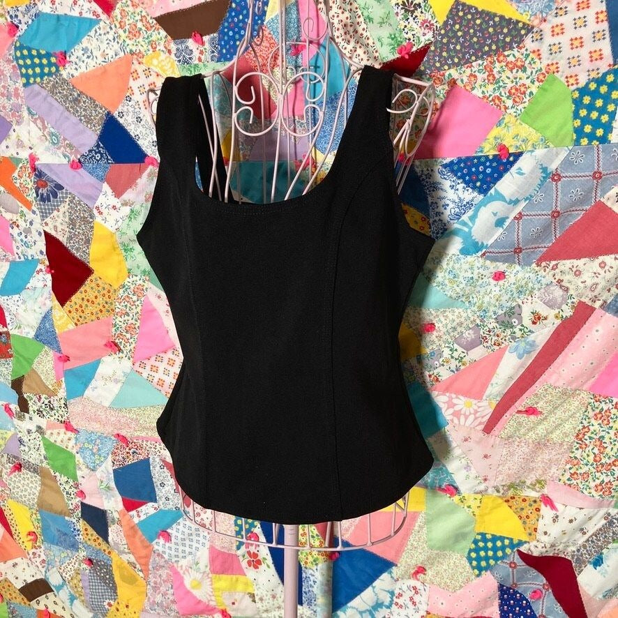 Vintage 90s/y2k tank top black solid minimal | M-L | 2000s 1990s sleeveless slight crop Spiral USA