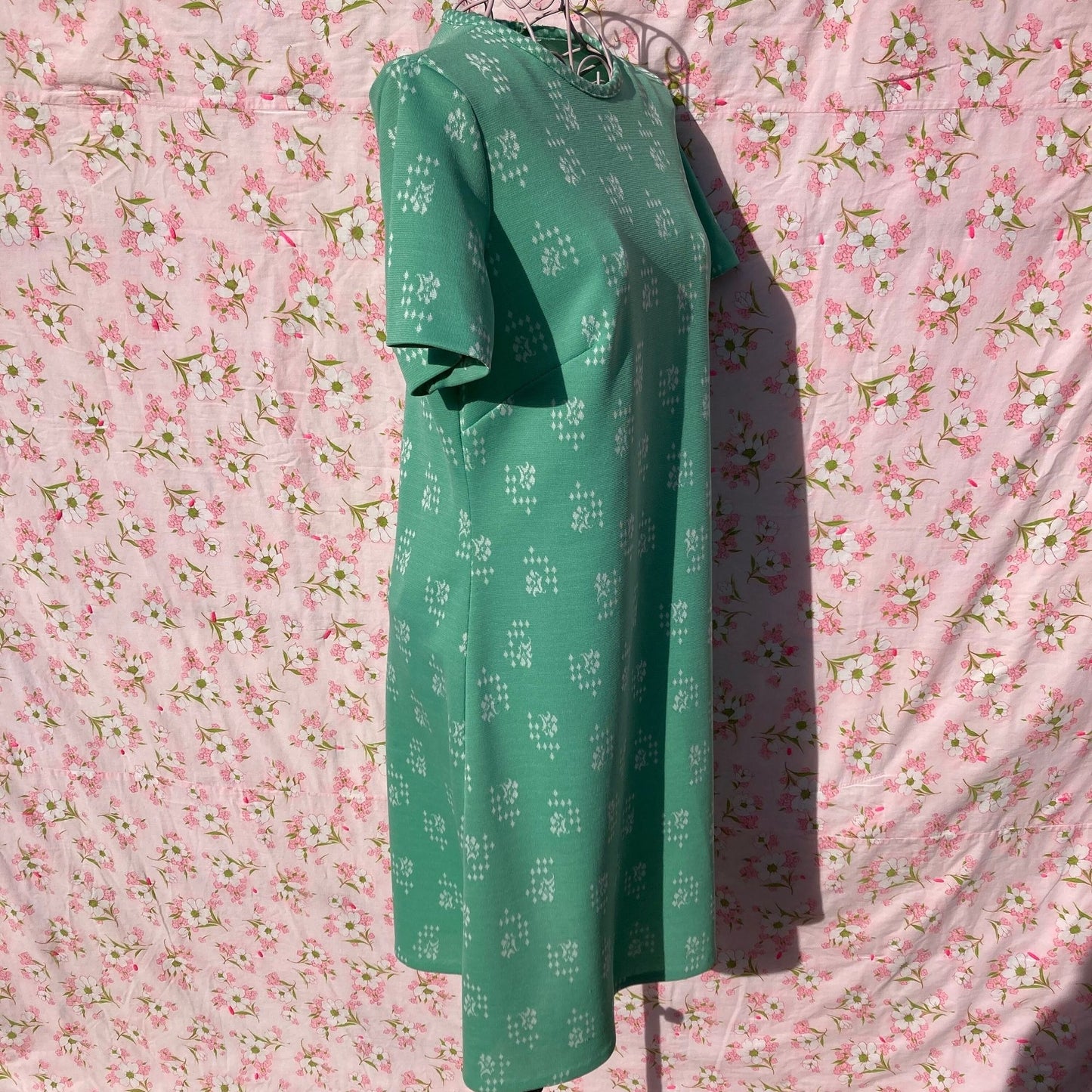 70s vintage dress mint pastel green white floral diamond | S - M | 1970s shift short sleeve Sears