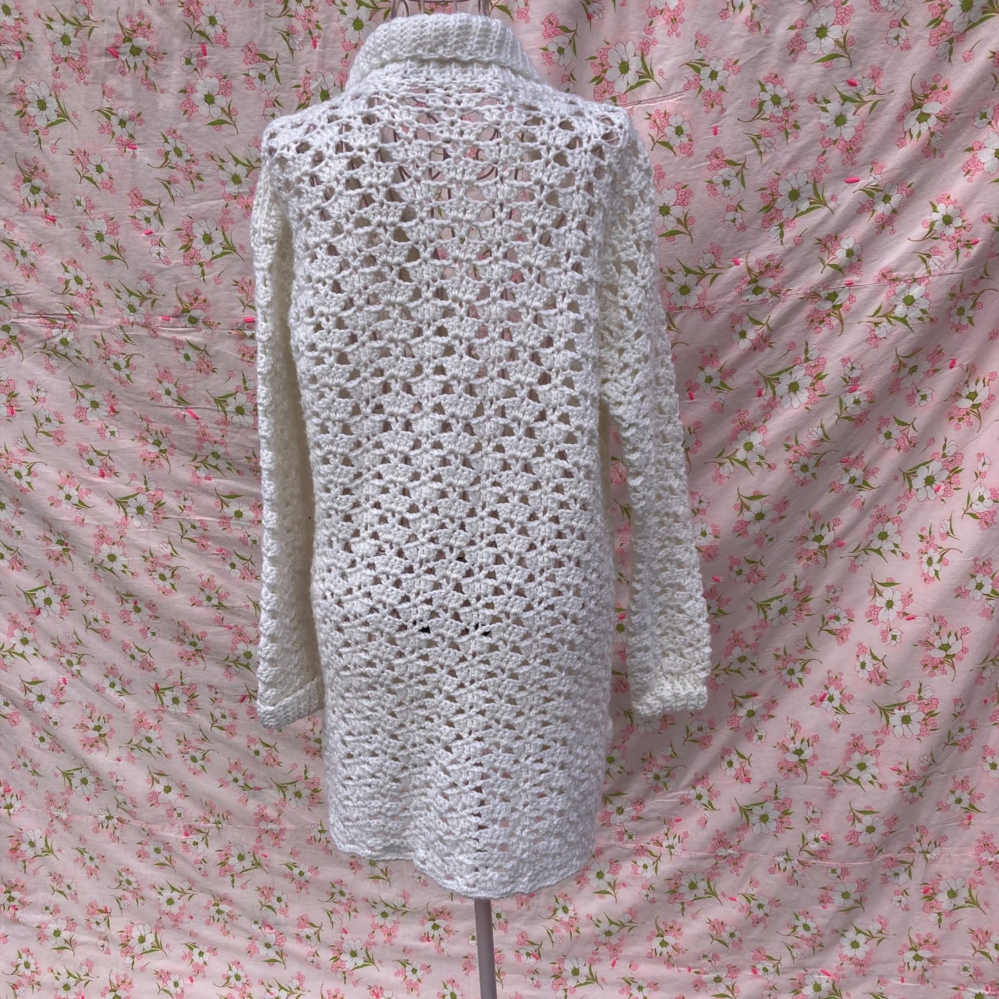 Vintage 70s sweater M  white open knit cardigan  openwork long shawl collar