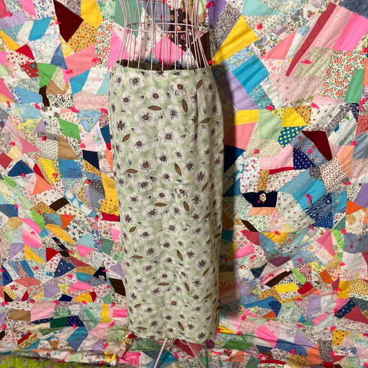 vintage 80s 90s skirt pastel green pistachio floral  cottage core pastel rayon linen | S-M | La Belle Fashions Inc.