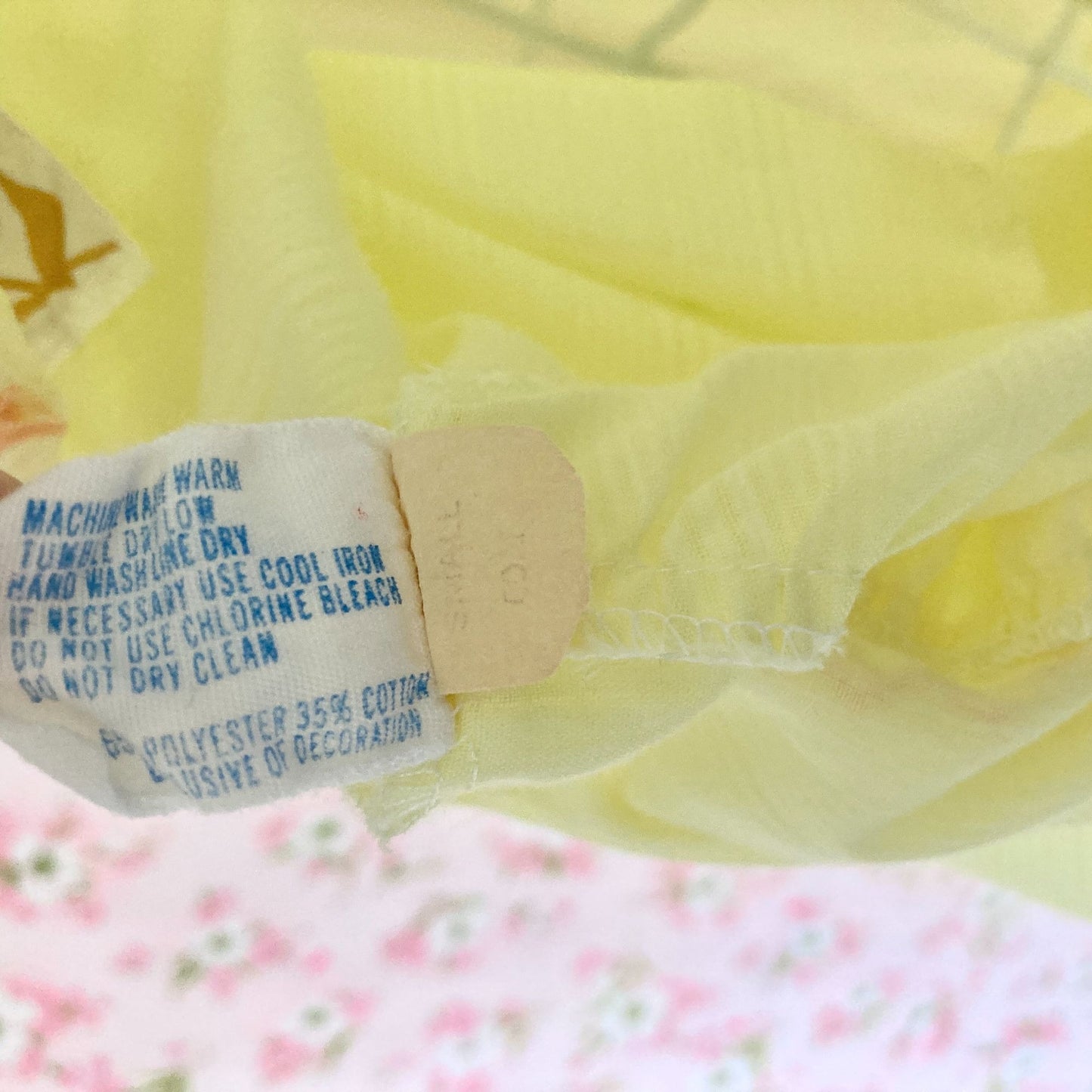 Vintage 70s house dress |S-M|pastel butter yellow short sleeve floral embroidered 1970s retro Katz