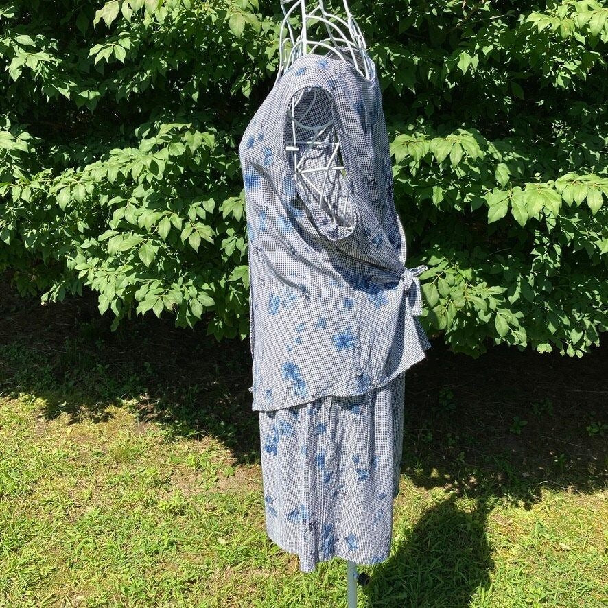 Vintage 80s 90s shorts and top matching set | XS-S  |  blue white 1990s  two piece Maggie Lawrence floral checkered