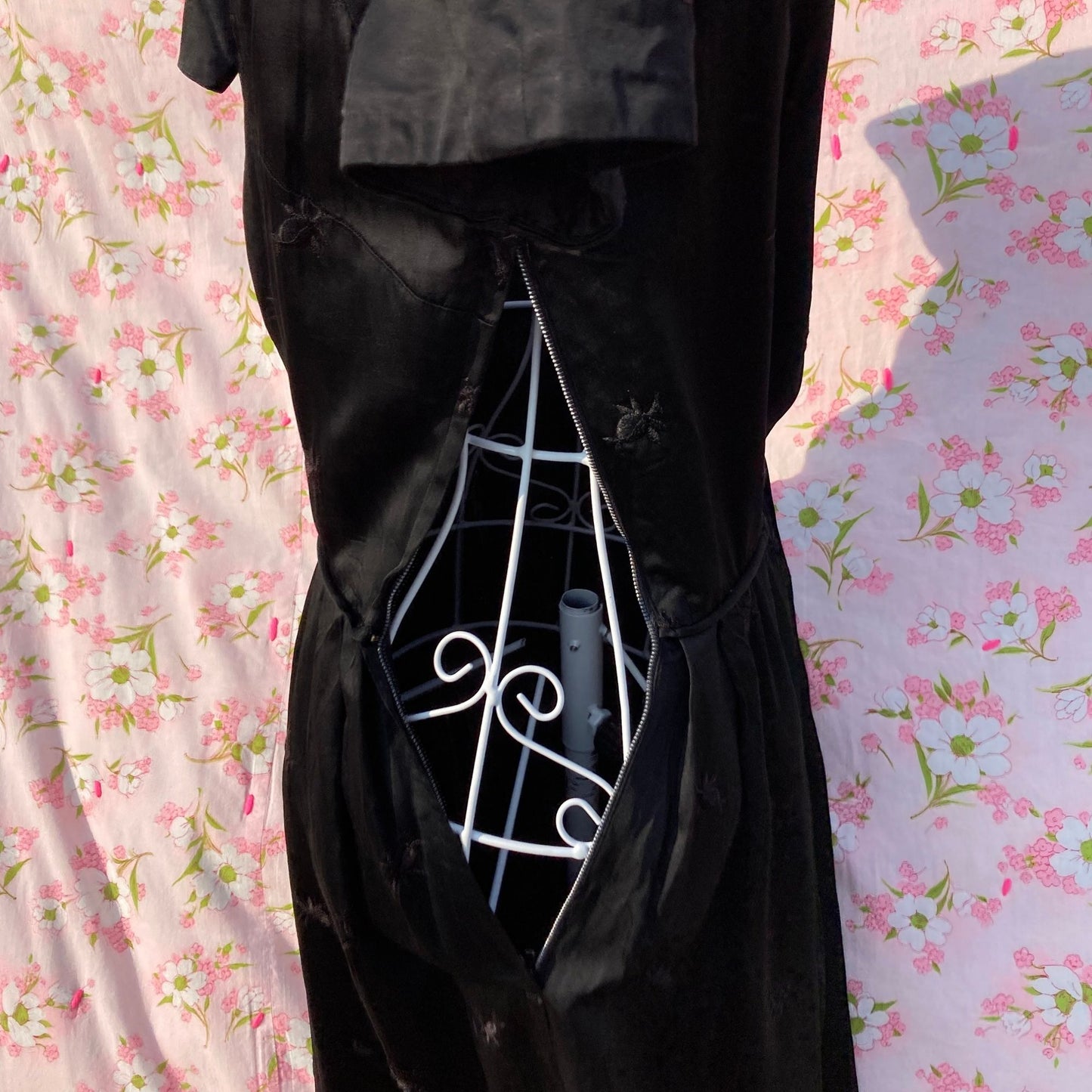 Vintage 50s black dress XS-S fit and flare bow brocade