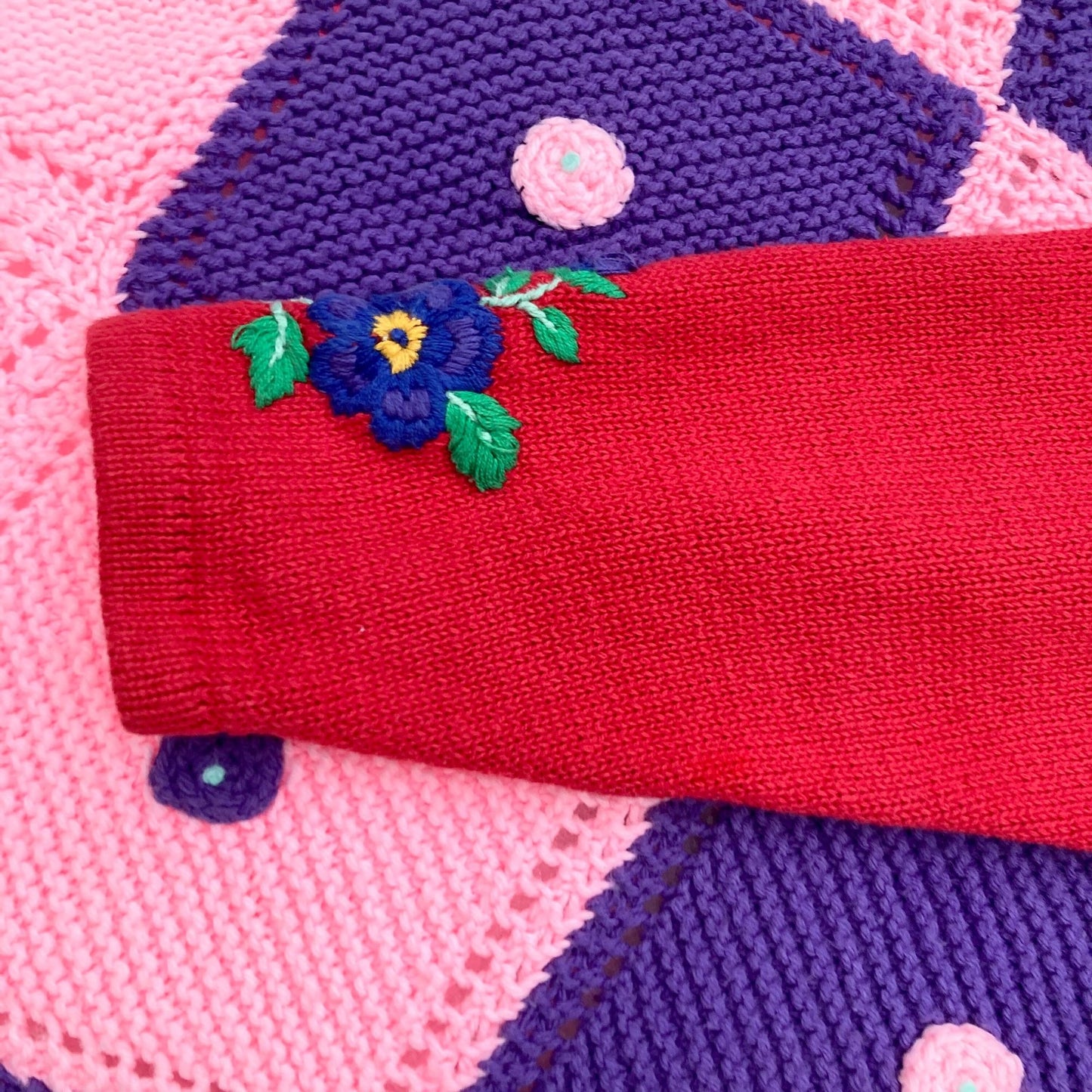 Vintage 80s grandma cardigan embroidered floral sweater | M - L| flowers 90s red blue yellow green plaid cotton cottage Northern Isles