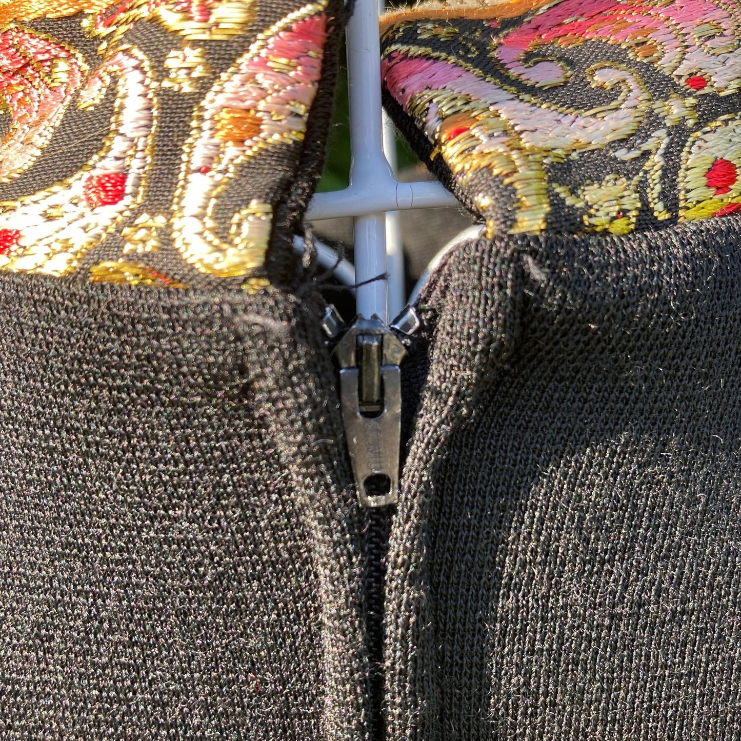 Vintage 60s shift dress black gold |S - M|  1960s jacquard paisley