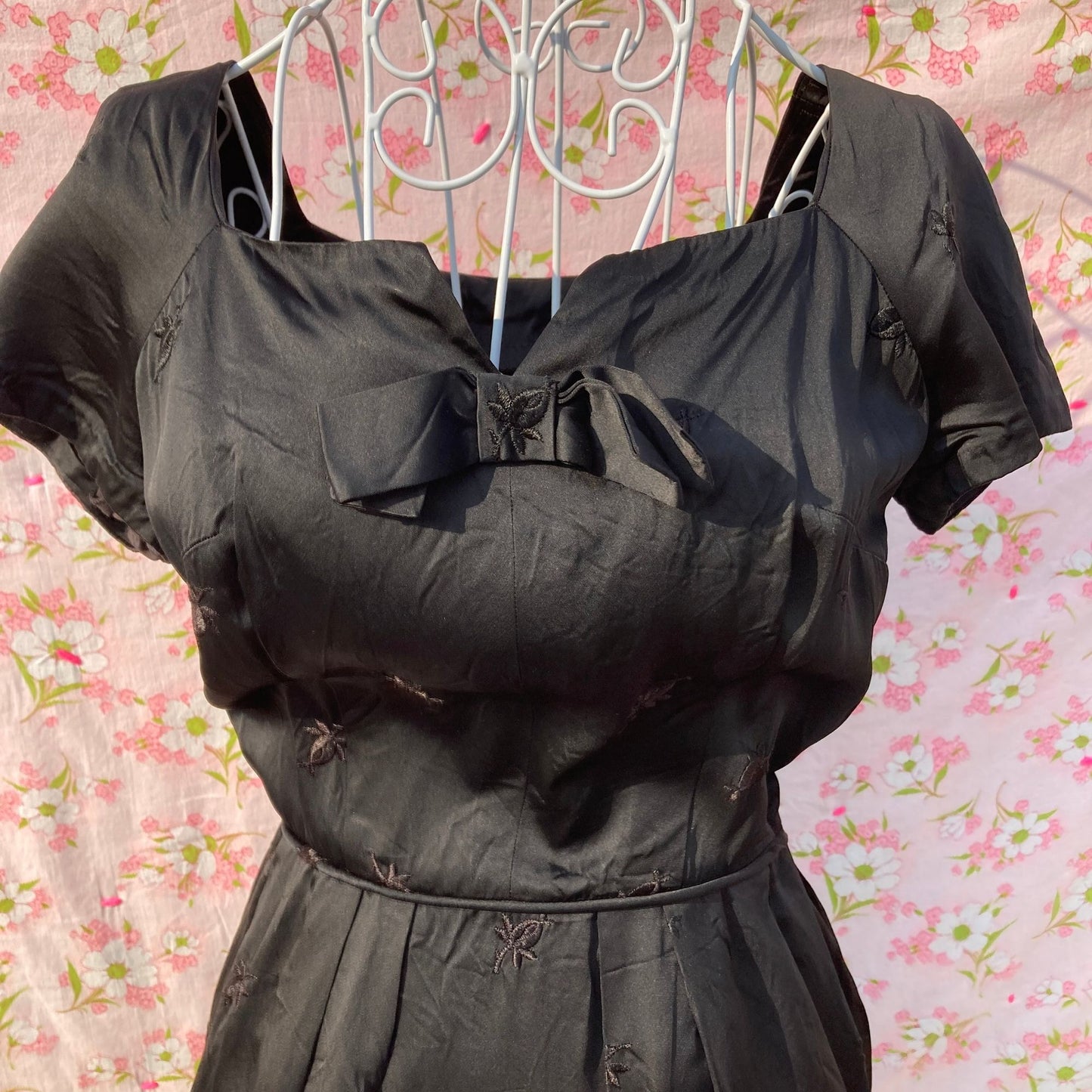 Vintage 50s black dress XS-S fit and flare bow brocade