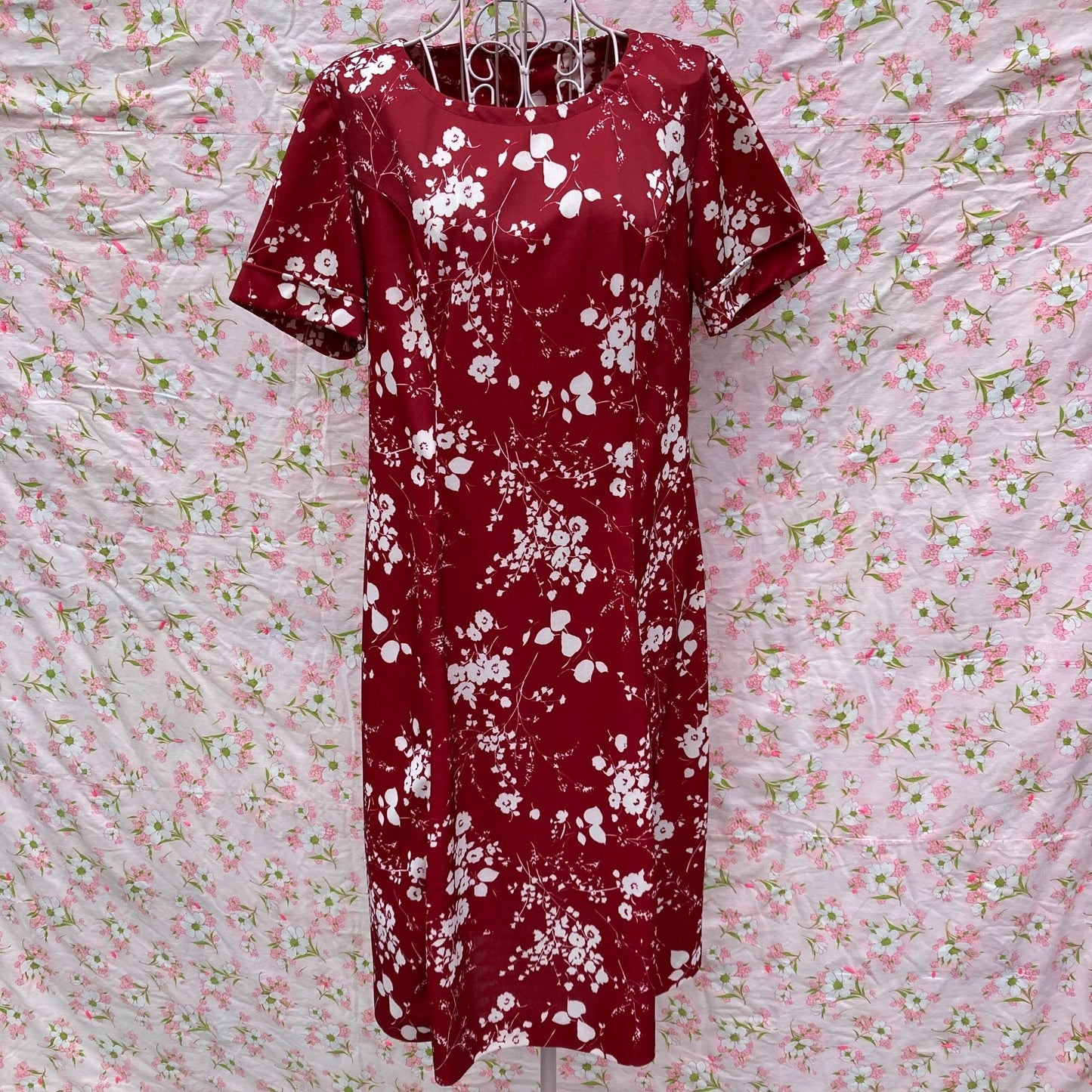 70s  dress maroon red white floral 1970s | S - M |  retro mod shift wine Holly Hill