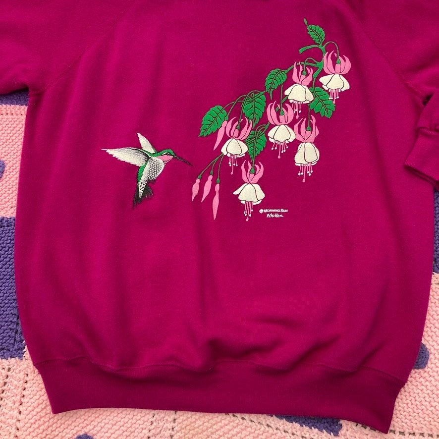 Vintage grandma sweatashirt Morning Sun Cabin Creek collar  hummingbird print  bright pink |S - L| fuchsia 90s floral garden birds Whitton
