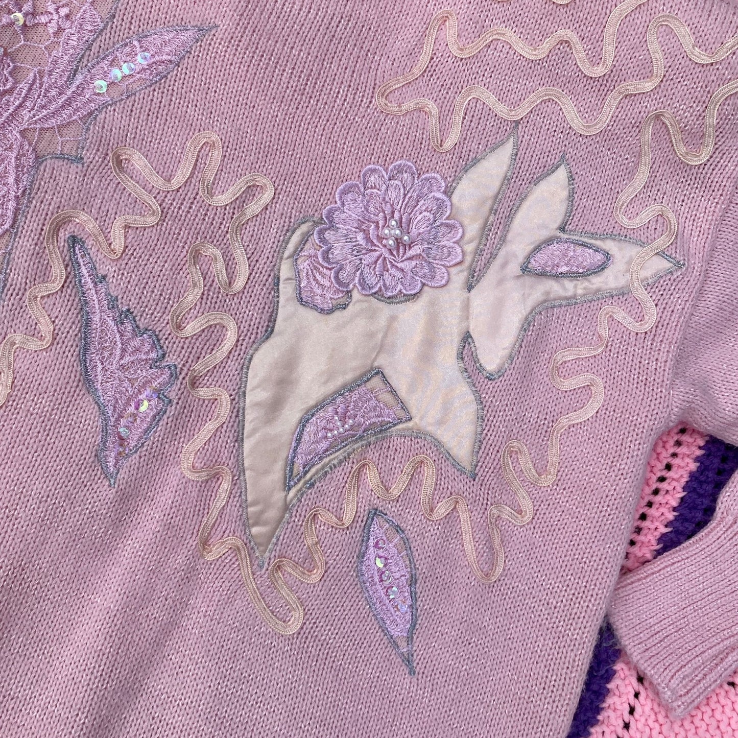 Vintage 80s 90s sparkly sweater glitter pastel pink  silver white 1990s fairy kei kawaii  Jaclyn Smith