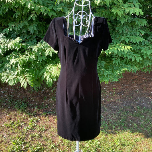 vintage dress 80s 90s black | S-M | Late Edition Petites ilgwu