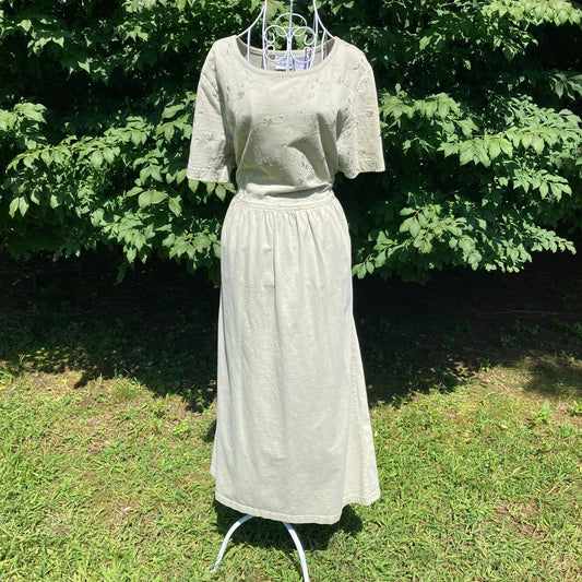 Vintage dress sage green 90s |S-L| cottagecore flowers embroidered cottage western  farmcore cotton Bobbie Brooks  sundress midi-maxi