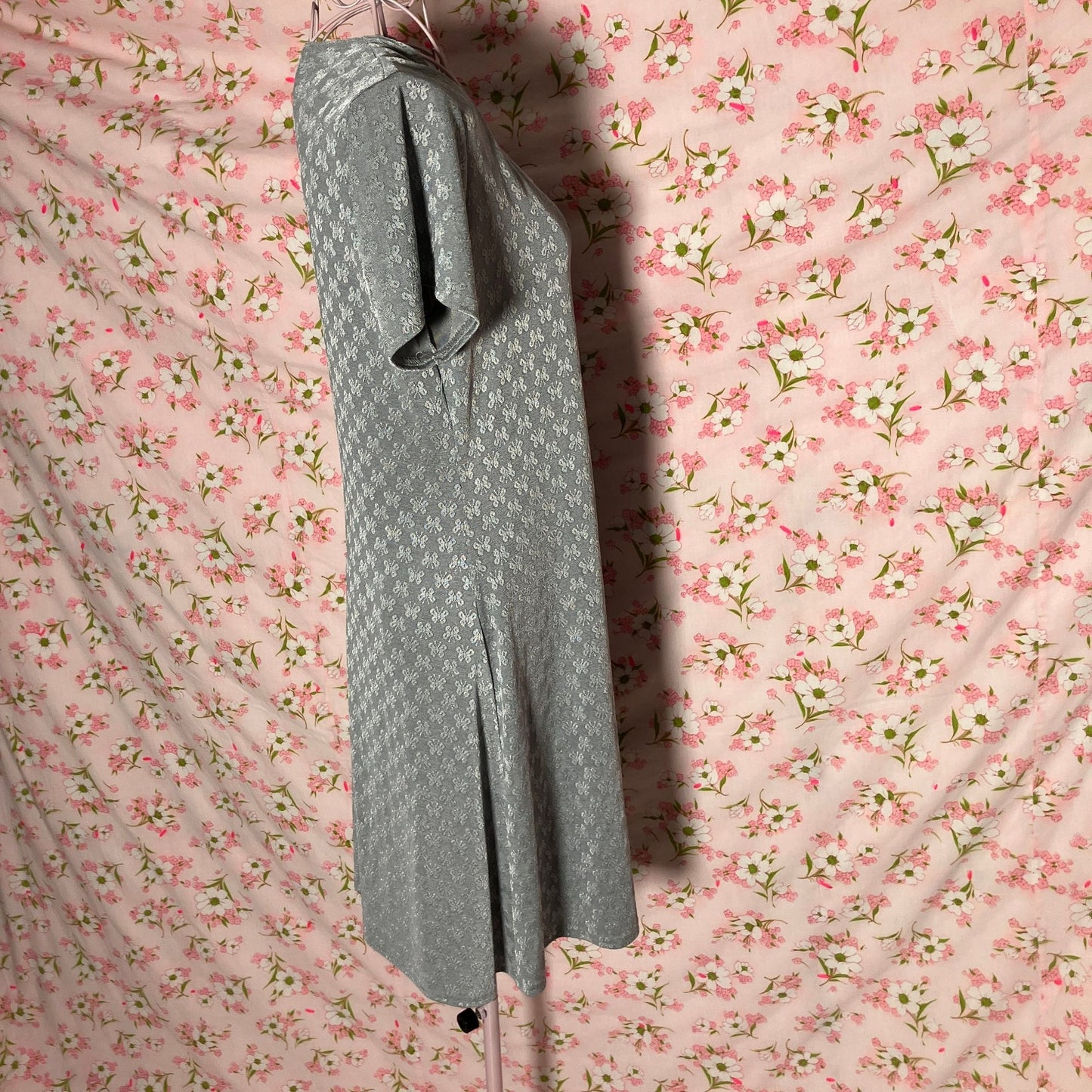 vintage 90s silver grey butterfly print es se usa | S-M | repaired