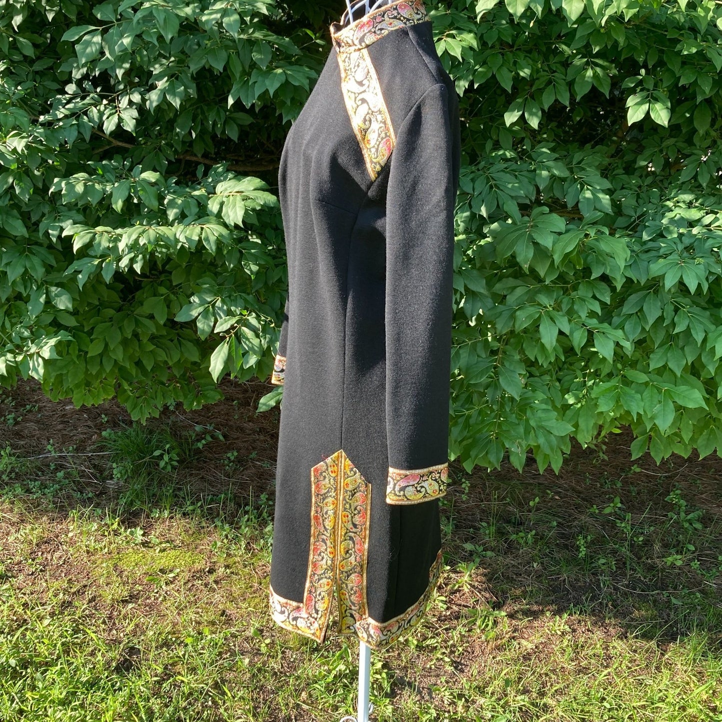 Vintage 60s shift dress black gold |S - M|  1960s jacquard paisley