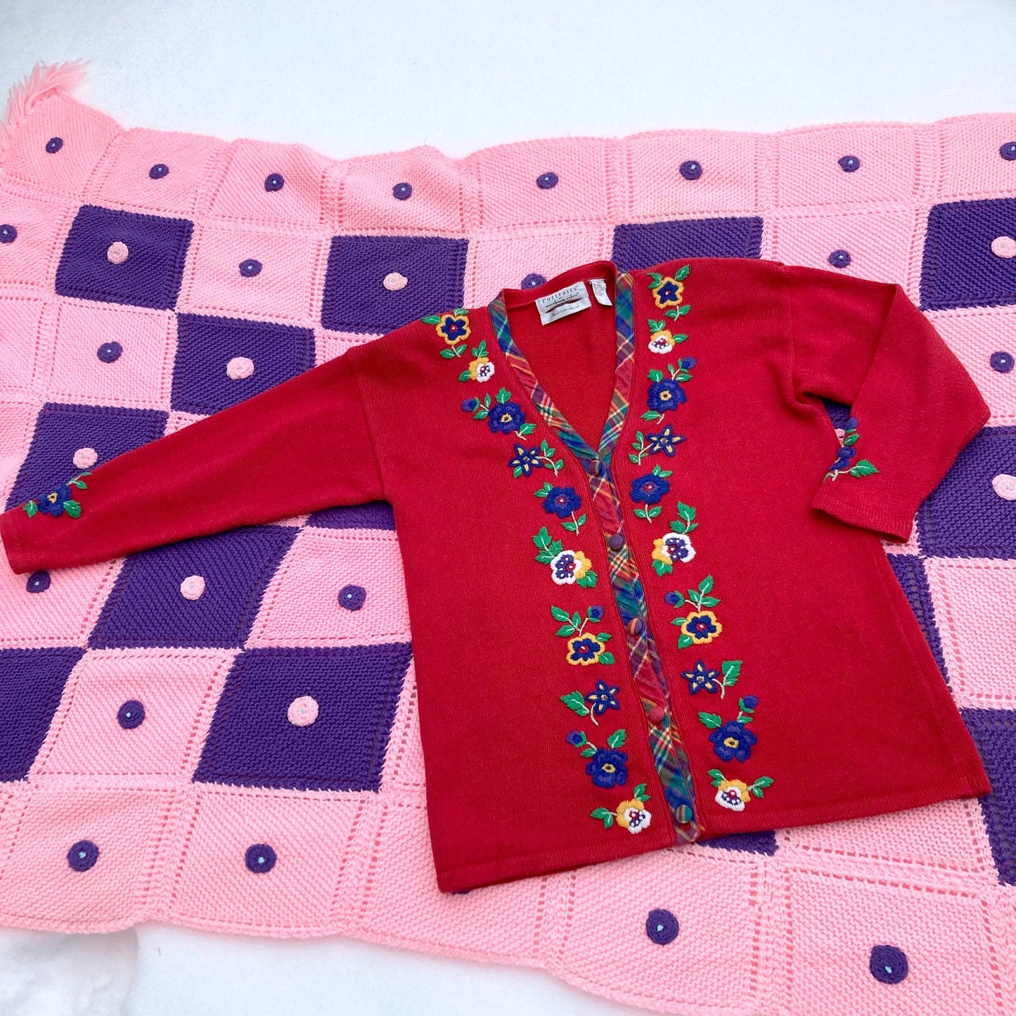 Vintage 80s grandma cardigan embroidered floral sweater | M - L| flowers 90s red blue yellow green plaid cotton cottage Northern Isles