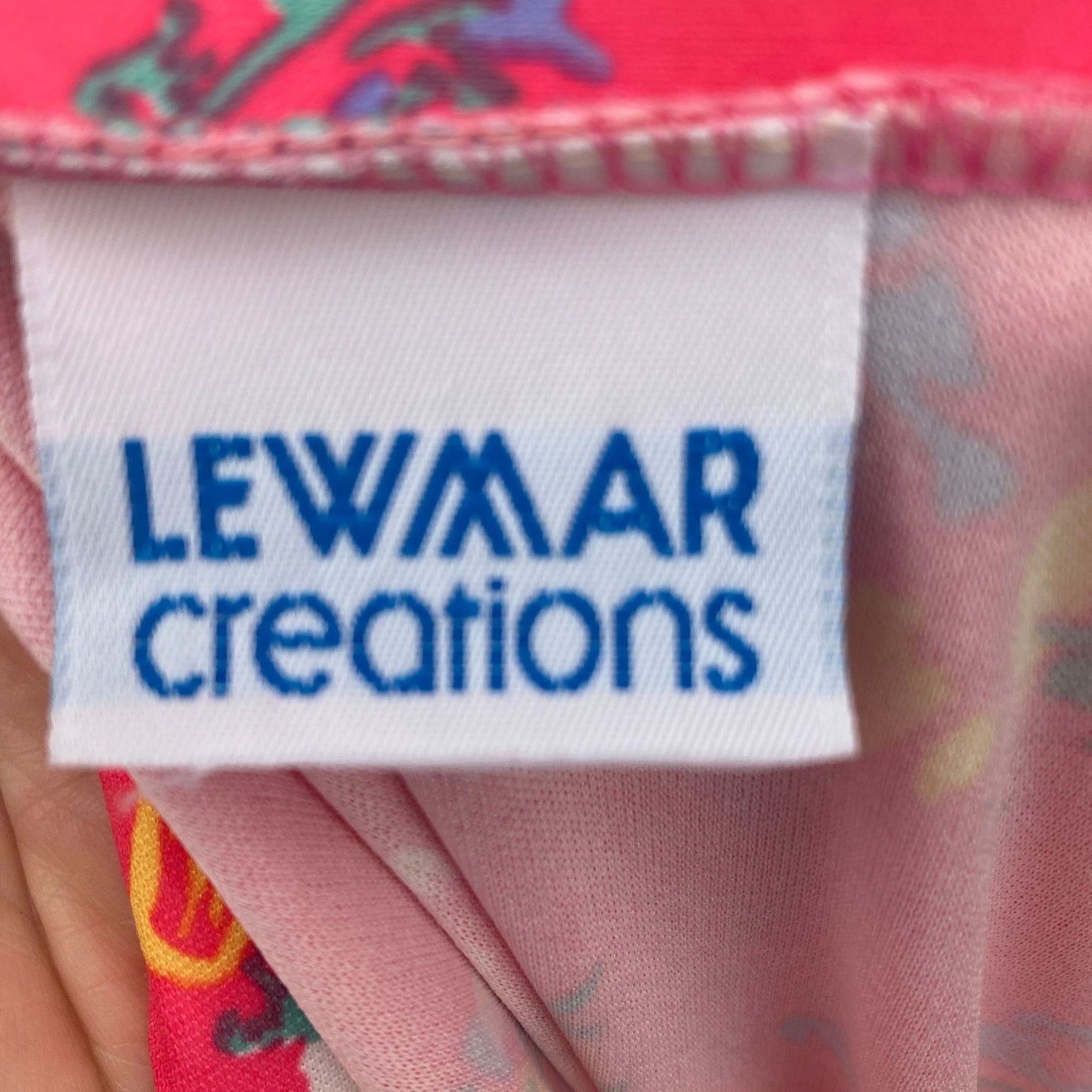 Vintage 70s top blouse collar 1970s short sleeve pink abstract Lewmar Creations