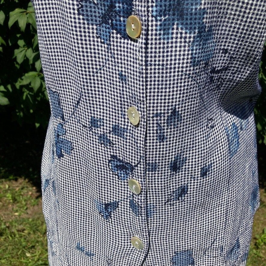 Vintage 80s 90s shorts and top matching set | XS-S  |  blue white 1990s  two piece Maggie Lawrence floral checkered